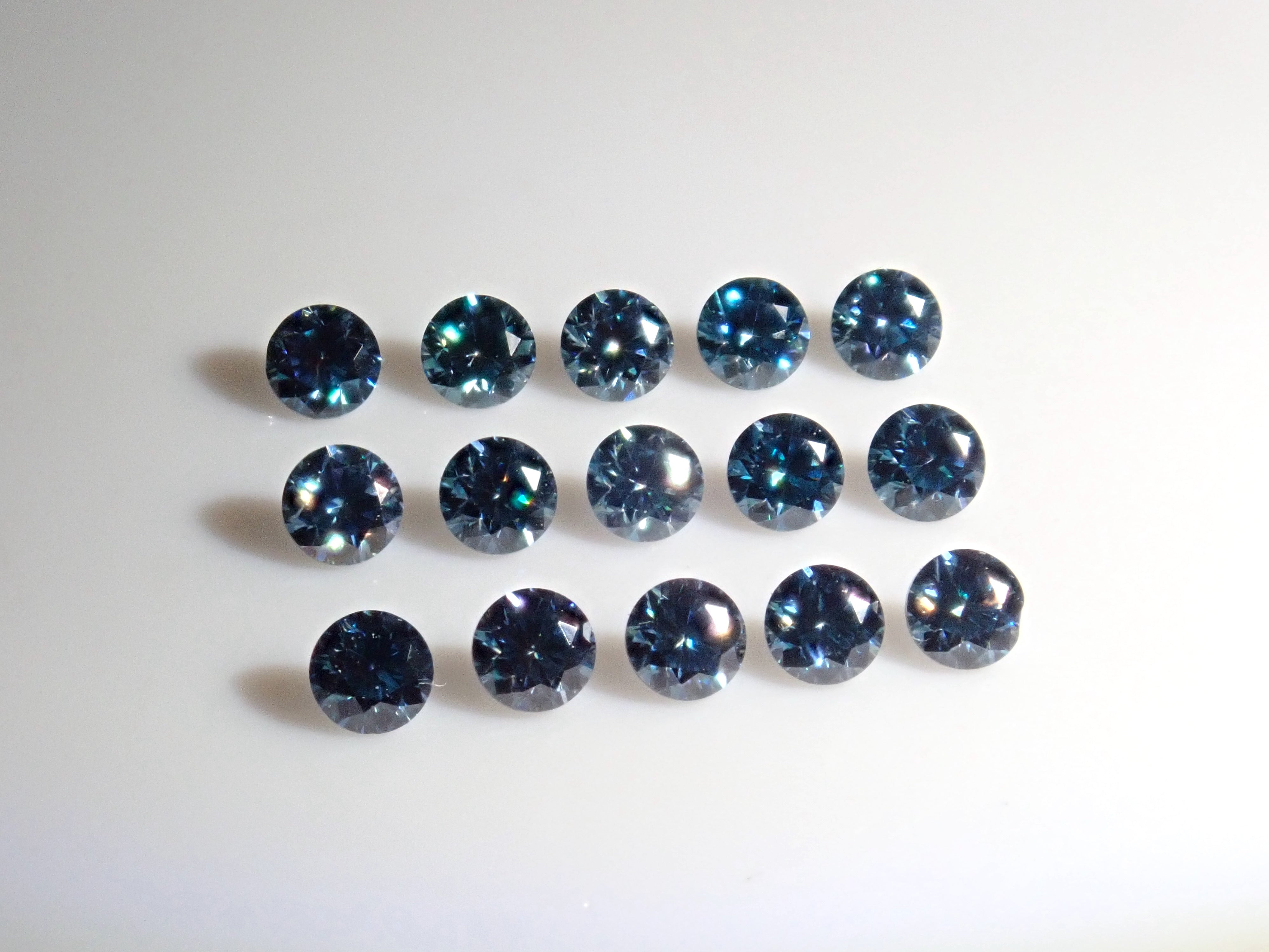 Synthetic moissanite 1 stone loose (blue moissanite, 2.0mm)《Multiple purchase discount available》