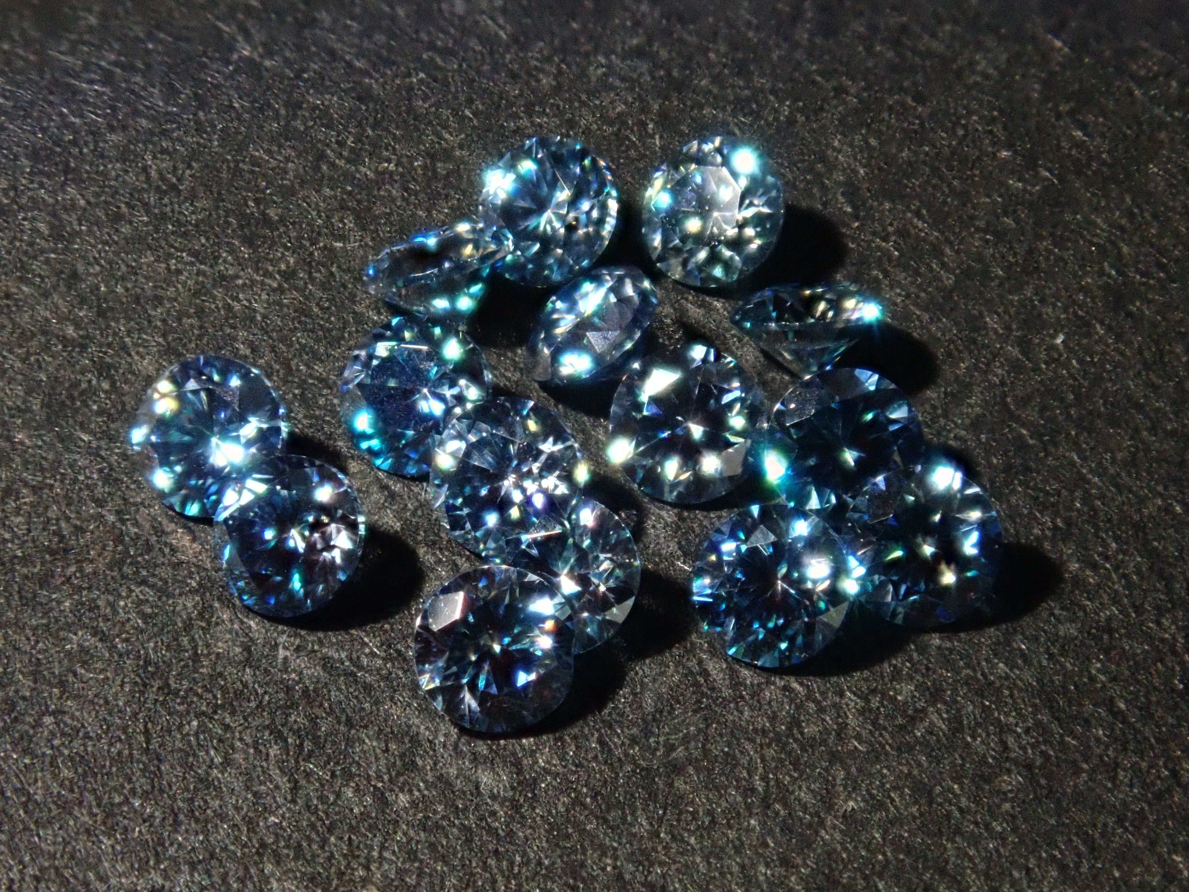 Synthetic moissanite 1 stone loose (blue moissanite, 1.2mm)《Multiple purchase discount available》