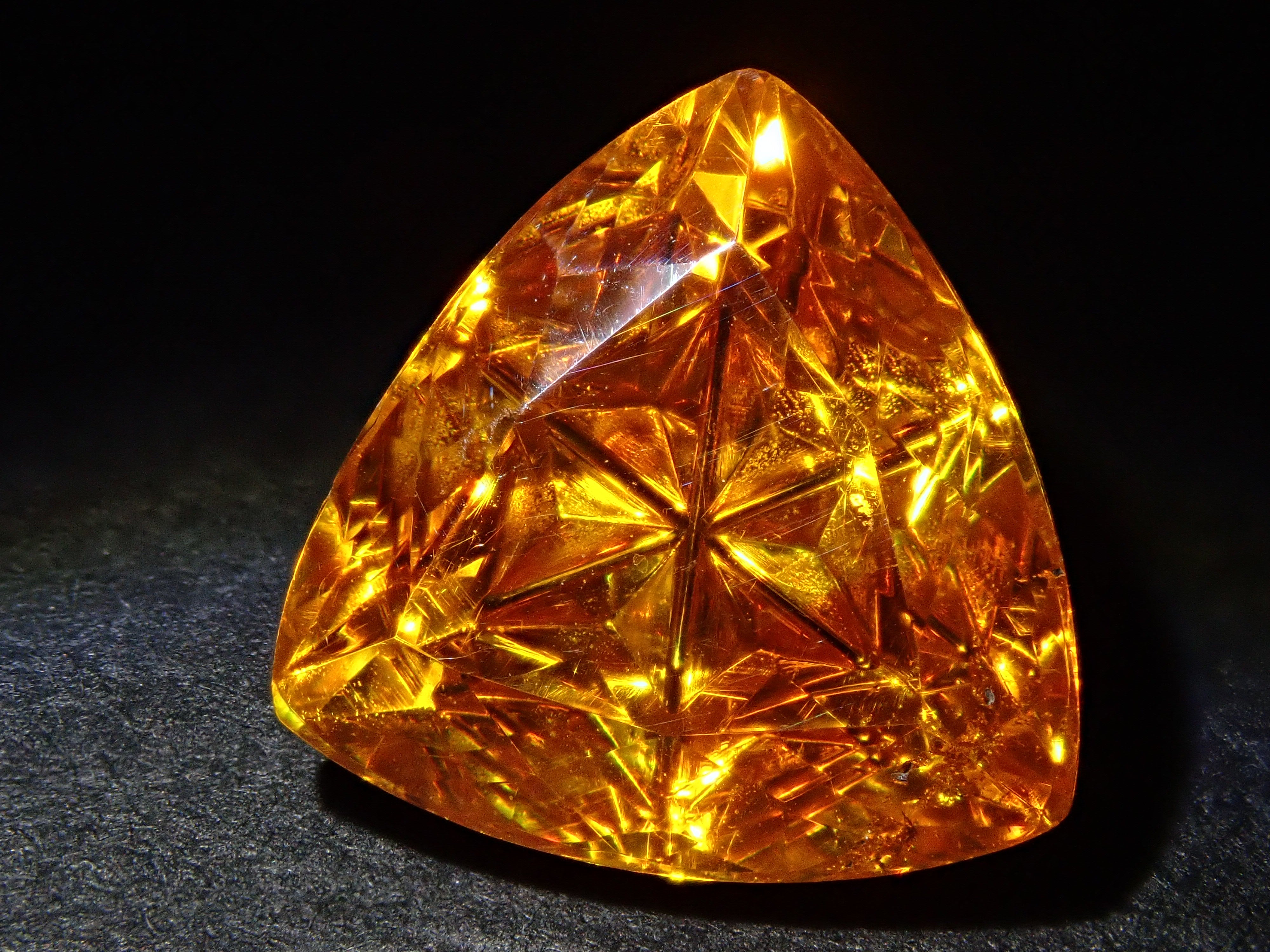 [Lottery Sale 0201_01] [Koshu Precious Stones Cut by plusthree] 6.417ct Sphalerite Loose Stone from Spain