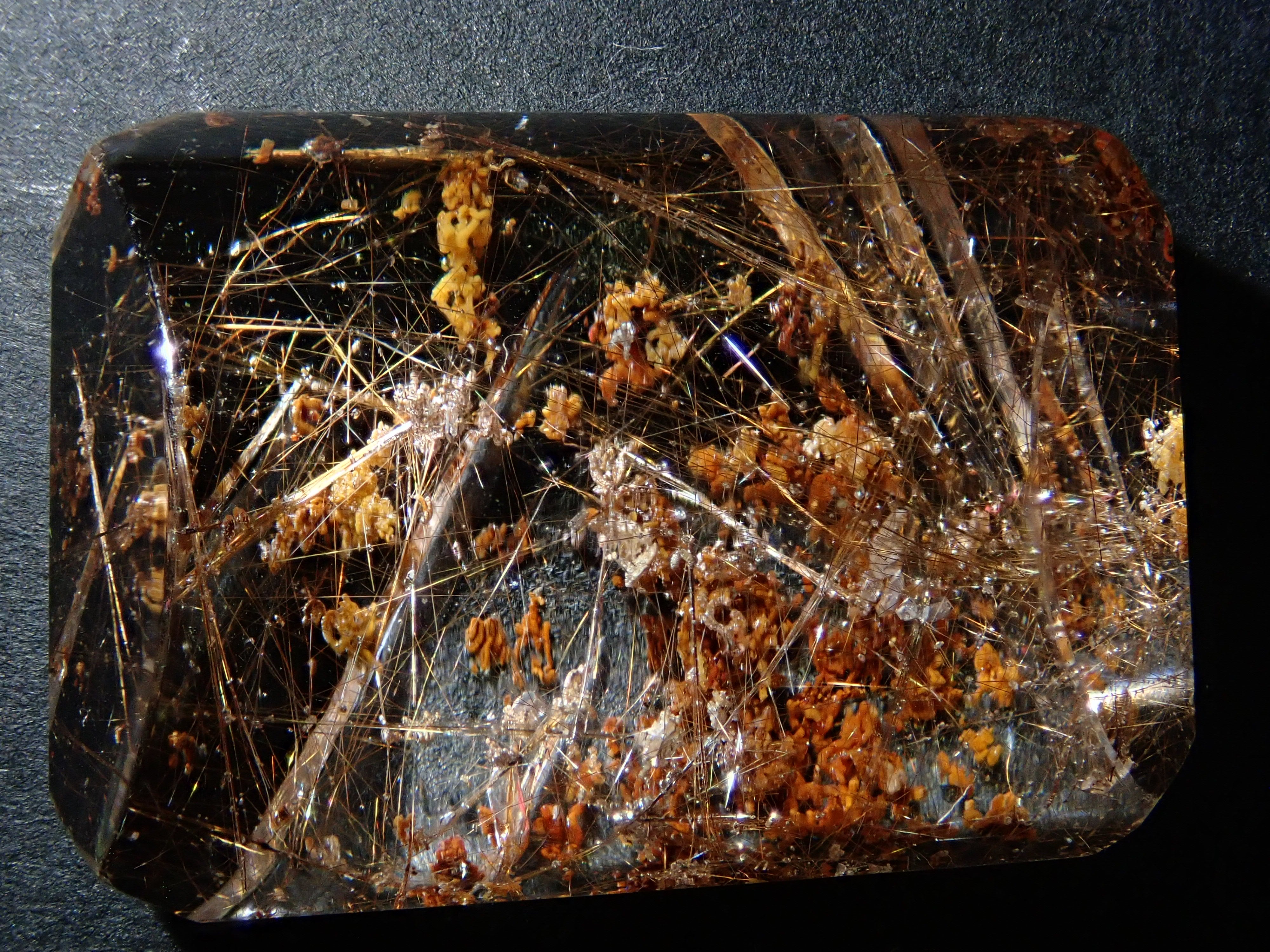 12561791掲載】ブラジル産ガーデンクォーツ 47.809ctルース