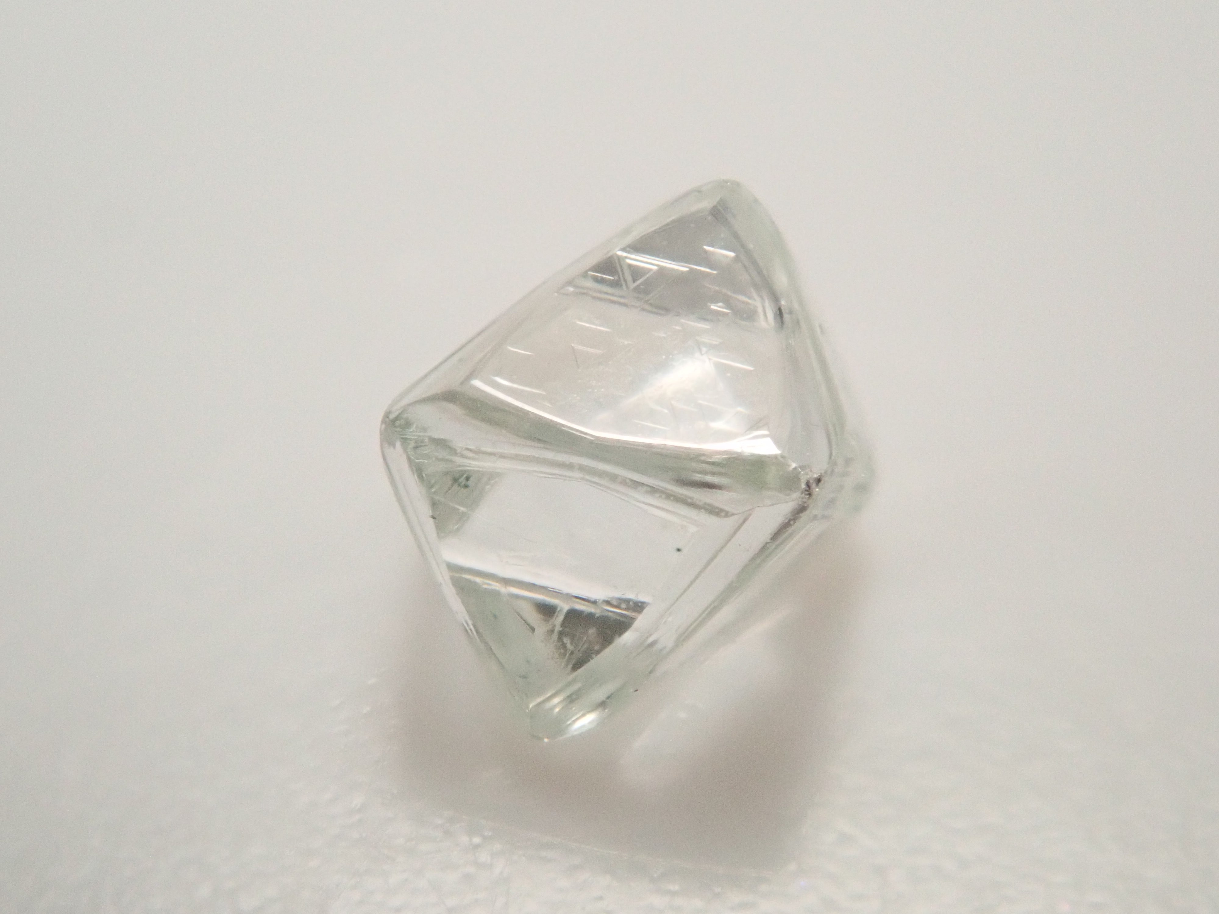 [Lottery Sale 0123_10] Canadian Green Diamond Rough (Sawable) 0.338ct Rough (with Trigon)