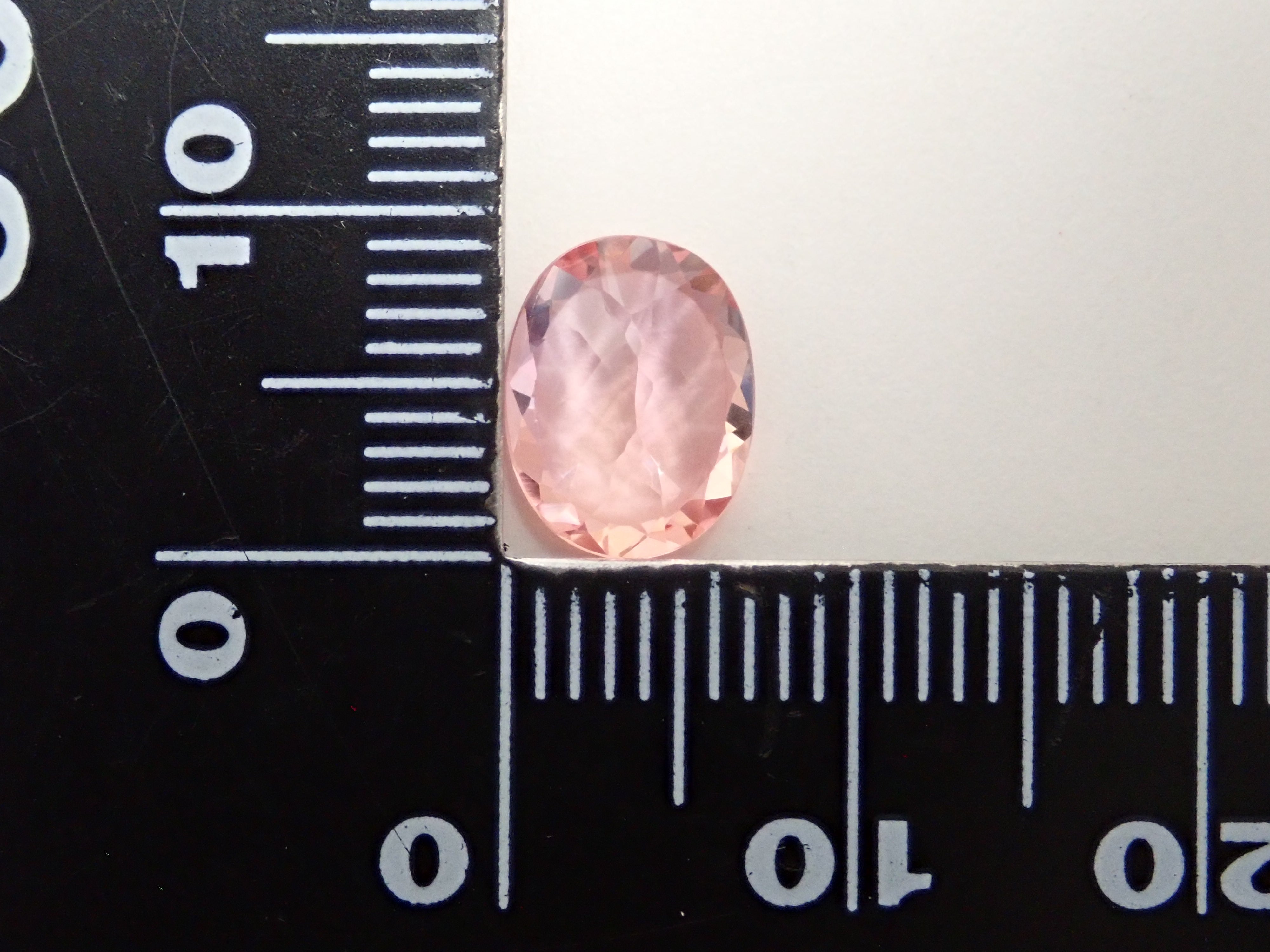 巴西未經加熱處理的粉紅帝王托帕石（雪莉粉）2.221克拉裸石