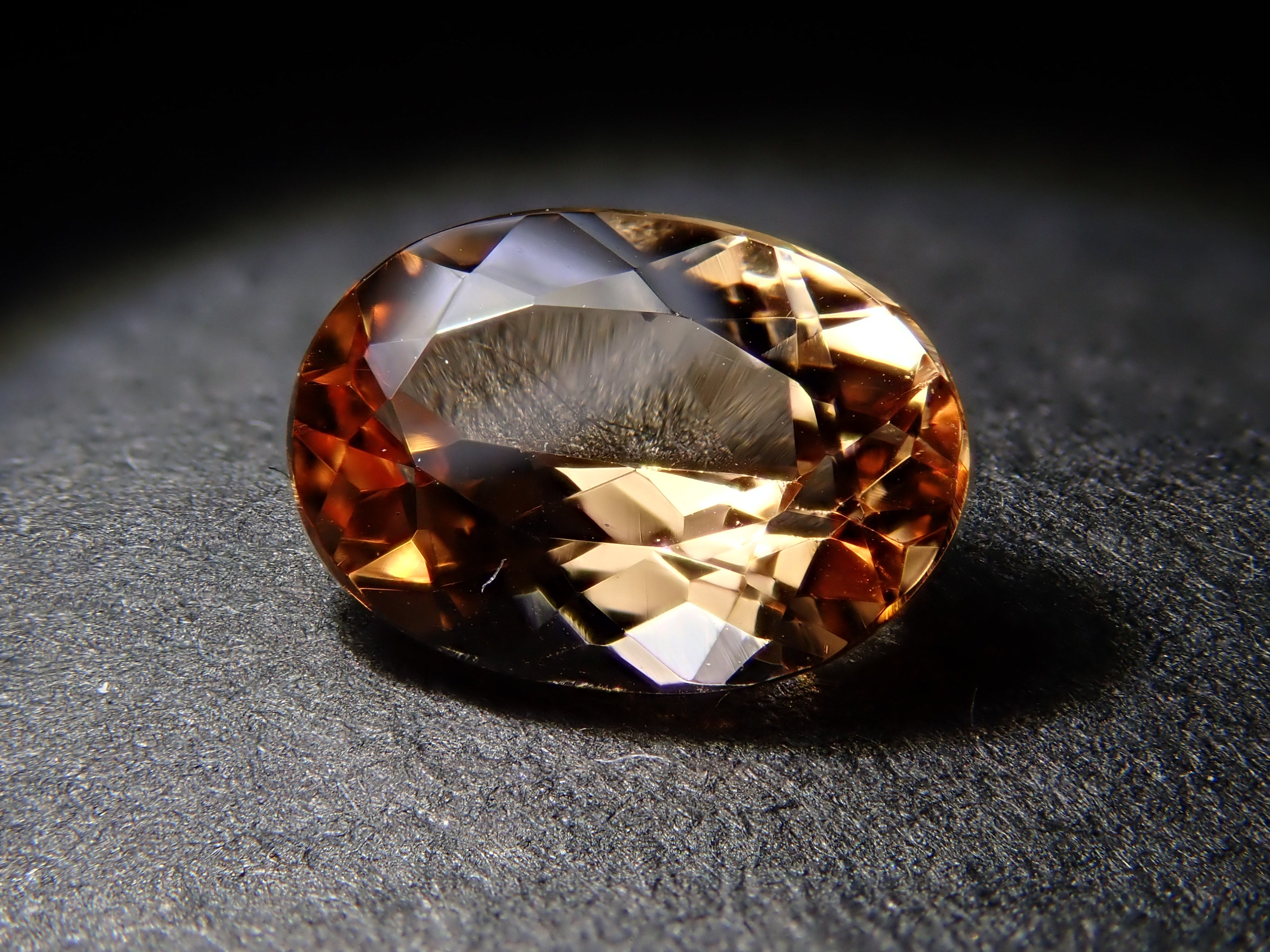 【1/25 22時販売】ブラジル産インペリアルトパーズ 0.939ctルース 鑑別書