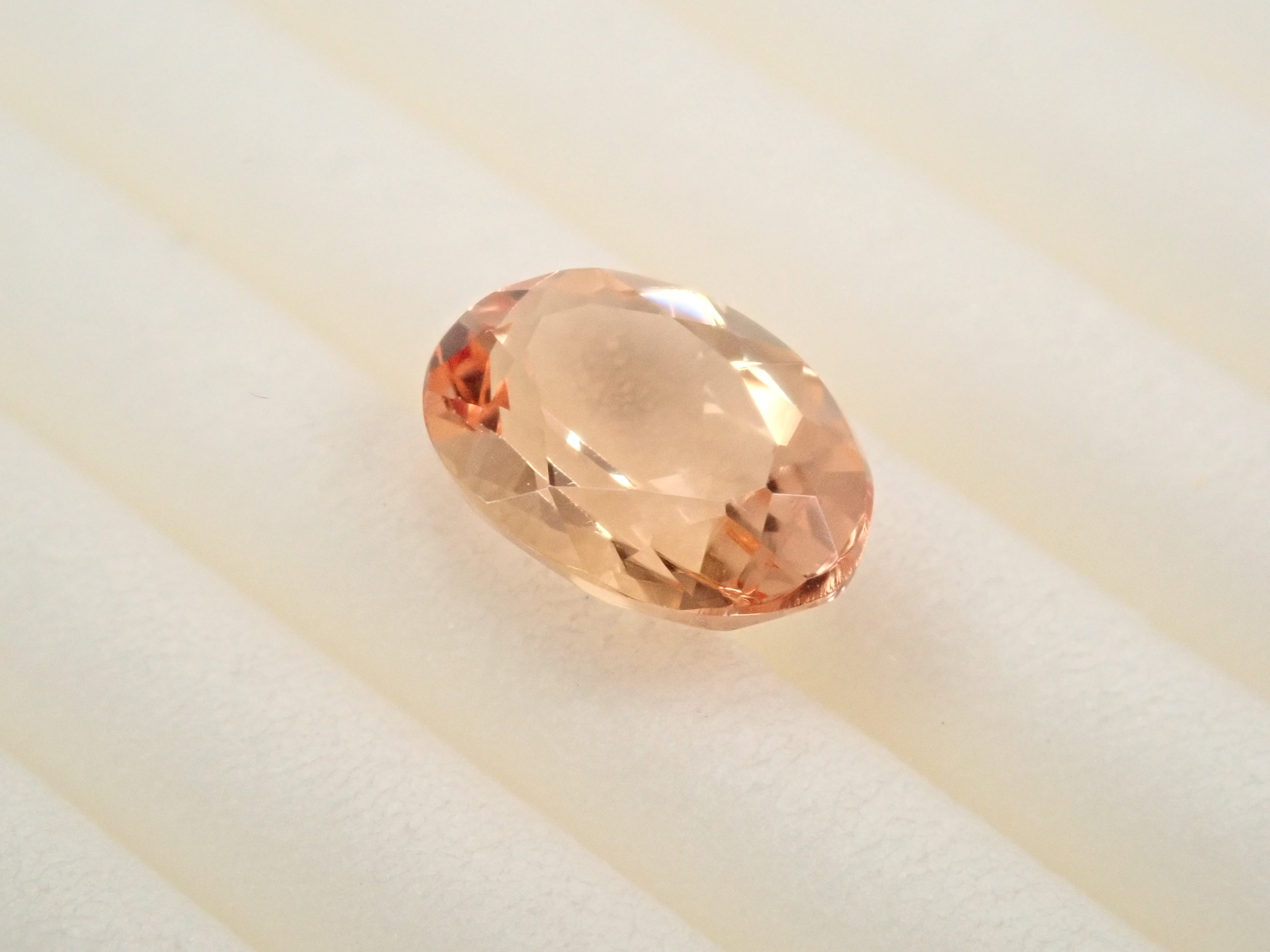 【1/25 22時販売】ブラジル産インペリアルトパーズ 0.901ctルース 鑑別書