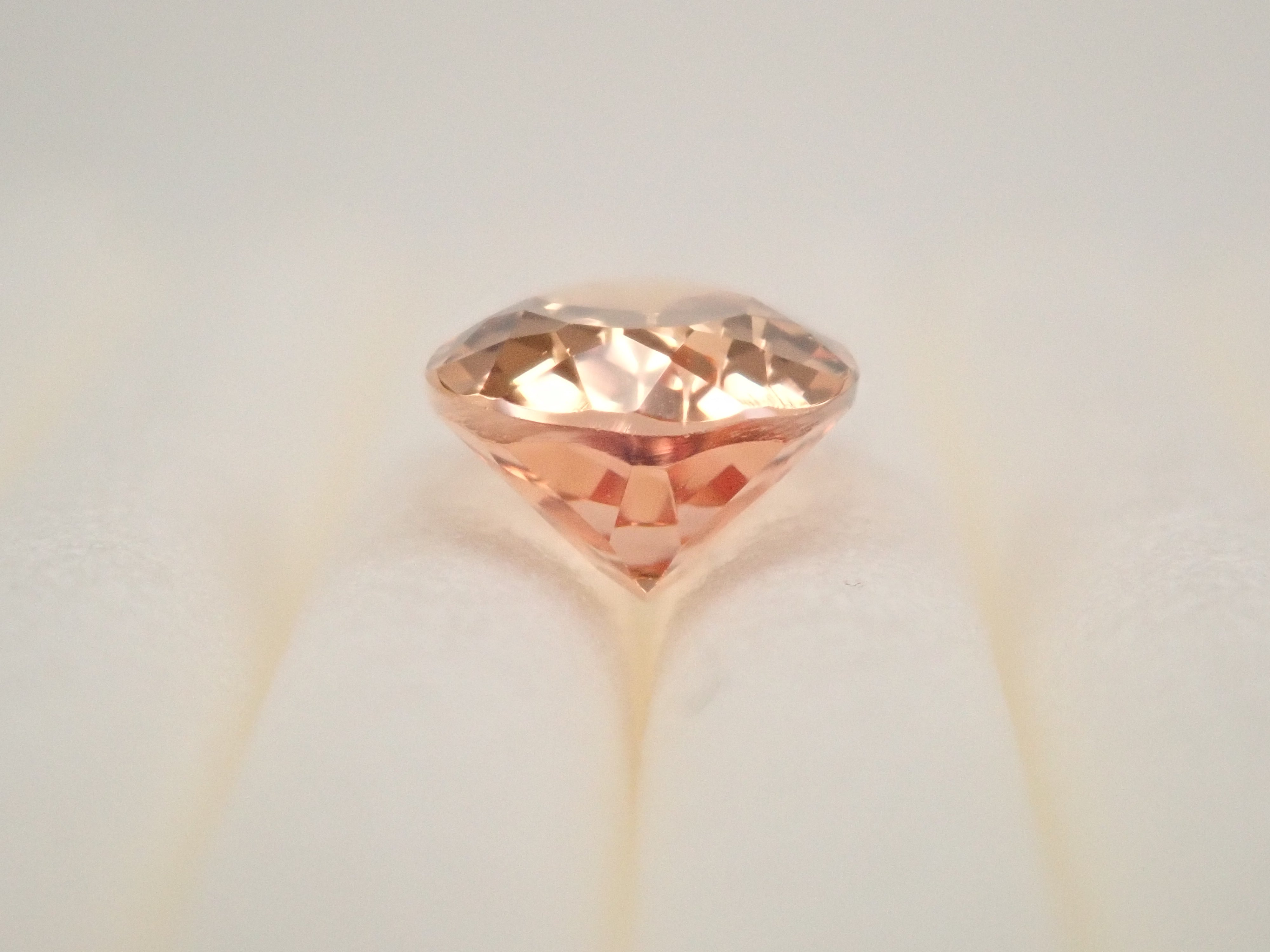 【1/25 22時販売】ブラジル産インペリアルトパーズ 0.901ctルース 鑑別書