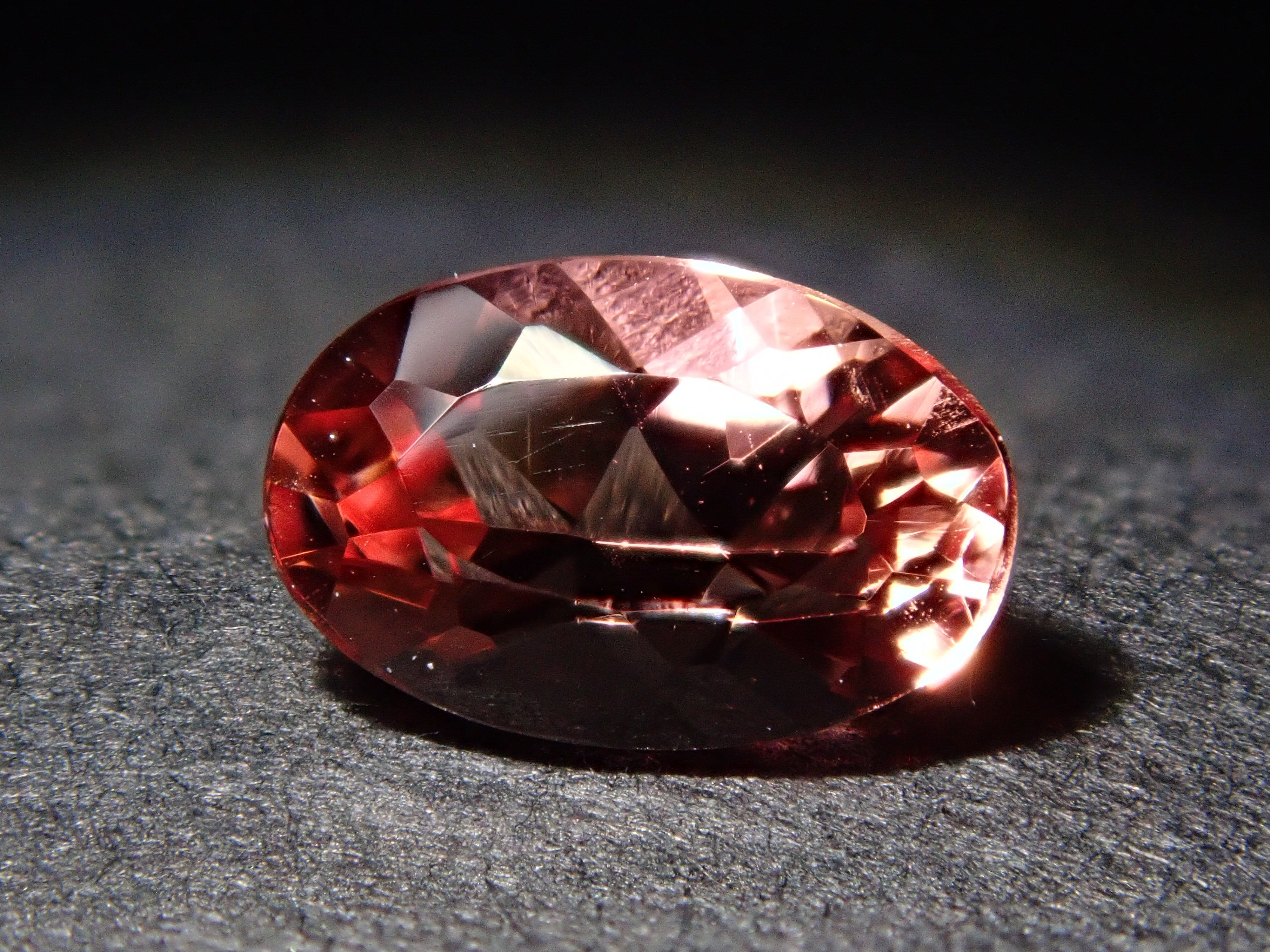 巴西未經加熱的粉紅帝王托帕石（雪莉粉）0.594克拉裸石