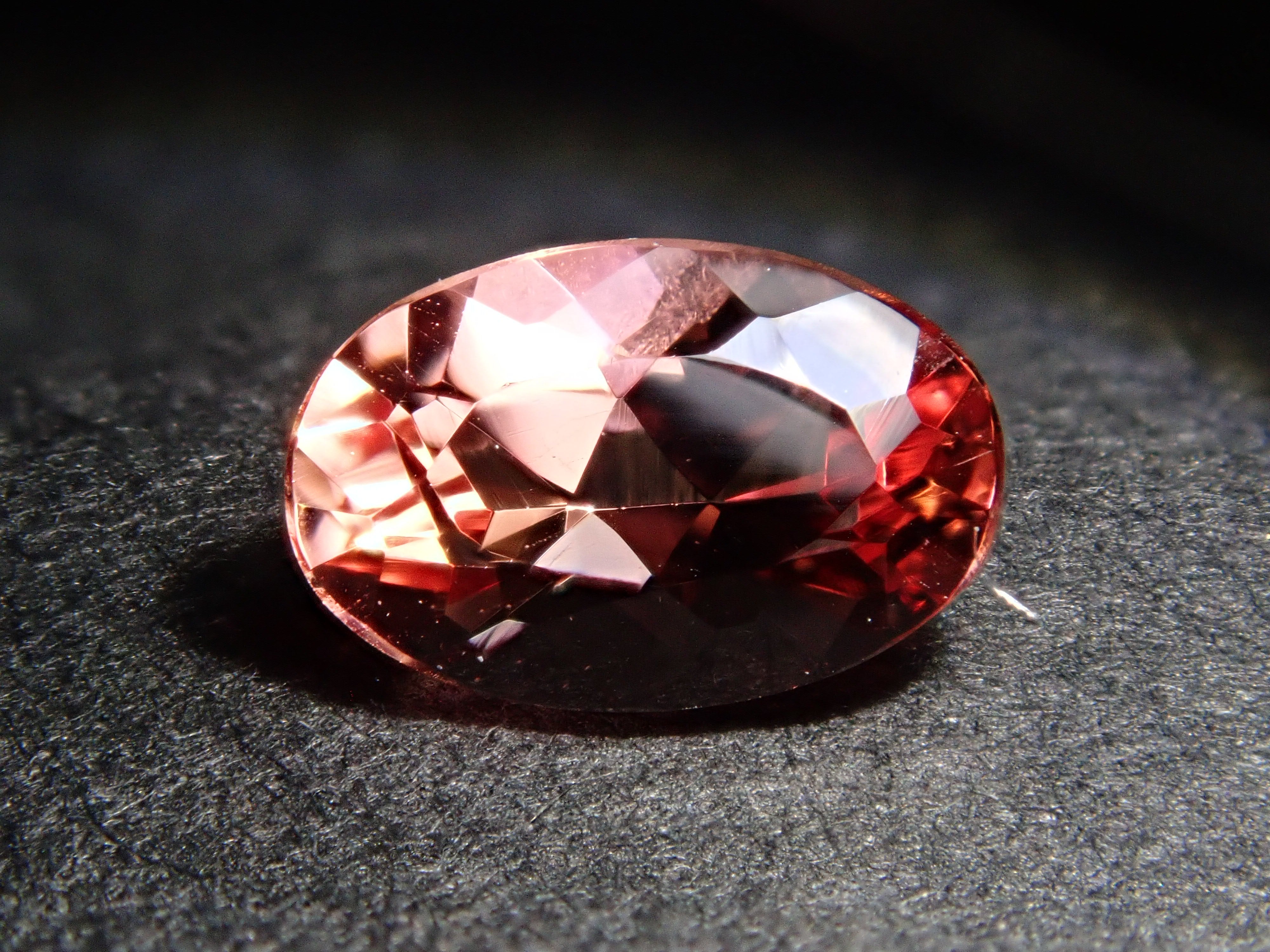 巴西未經加熱的粉紅帝王托帕石（雪莉粉）0.594克拉裸石