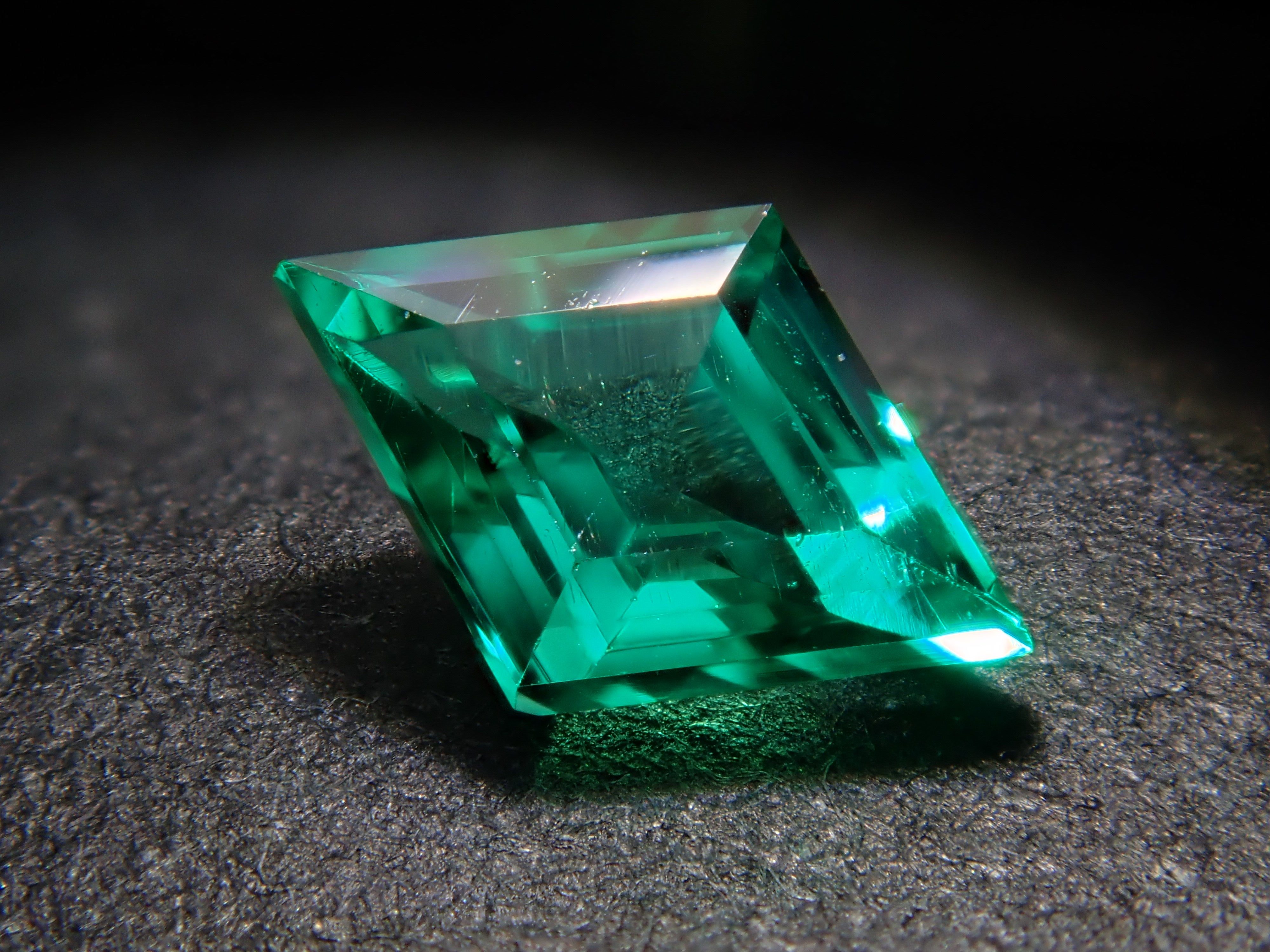 [Lottery Sale 0201_14] Colombian Oil-Free Emerald 0.190ct Loose GIA