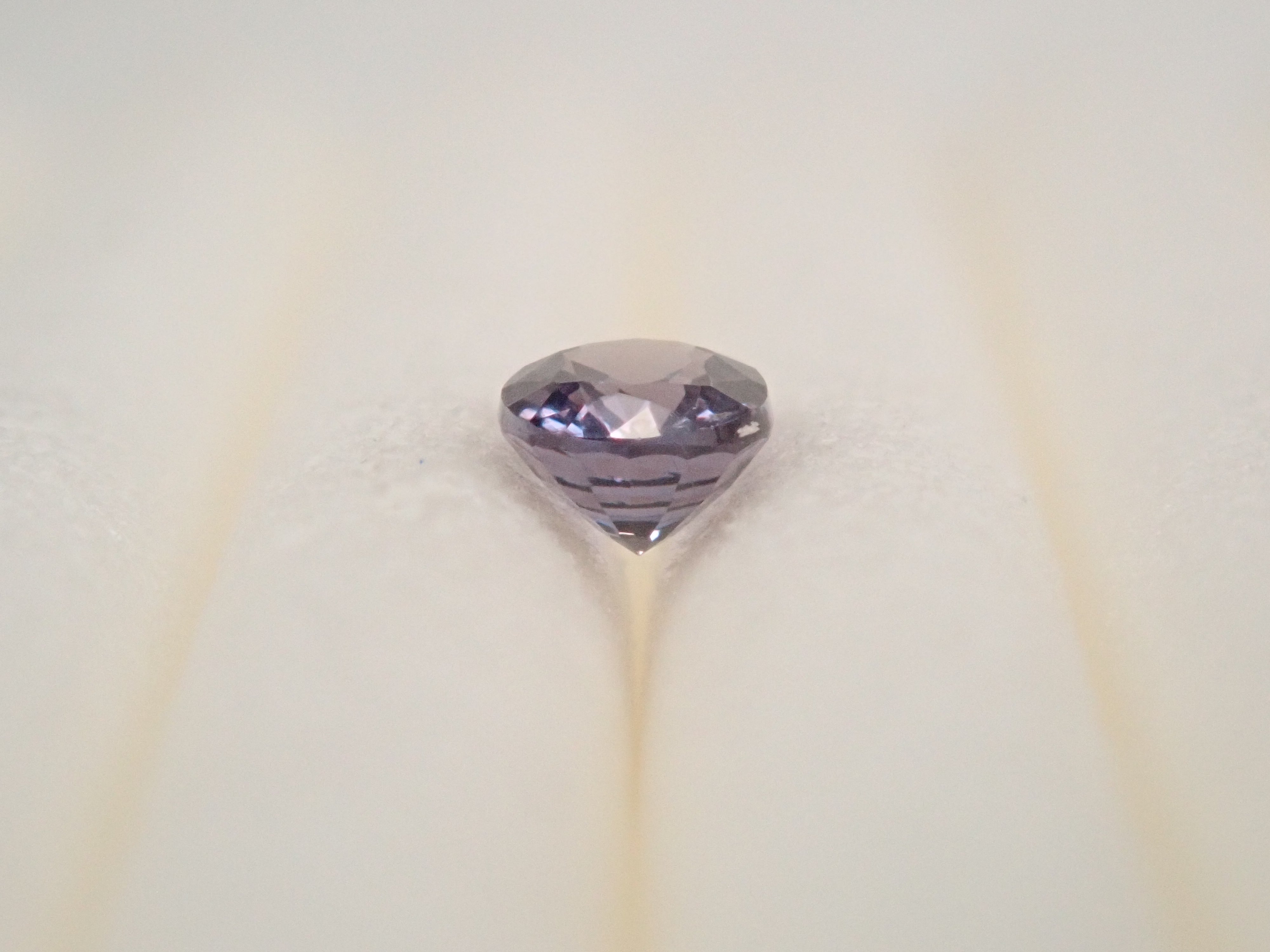 【1/27 22時販売】マダガスカル産ベキリーブルーガーネット（カラーチェンジガーネット） 0.132ctルース