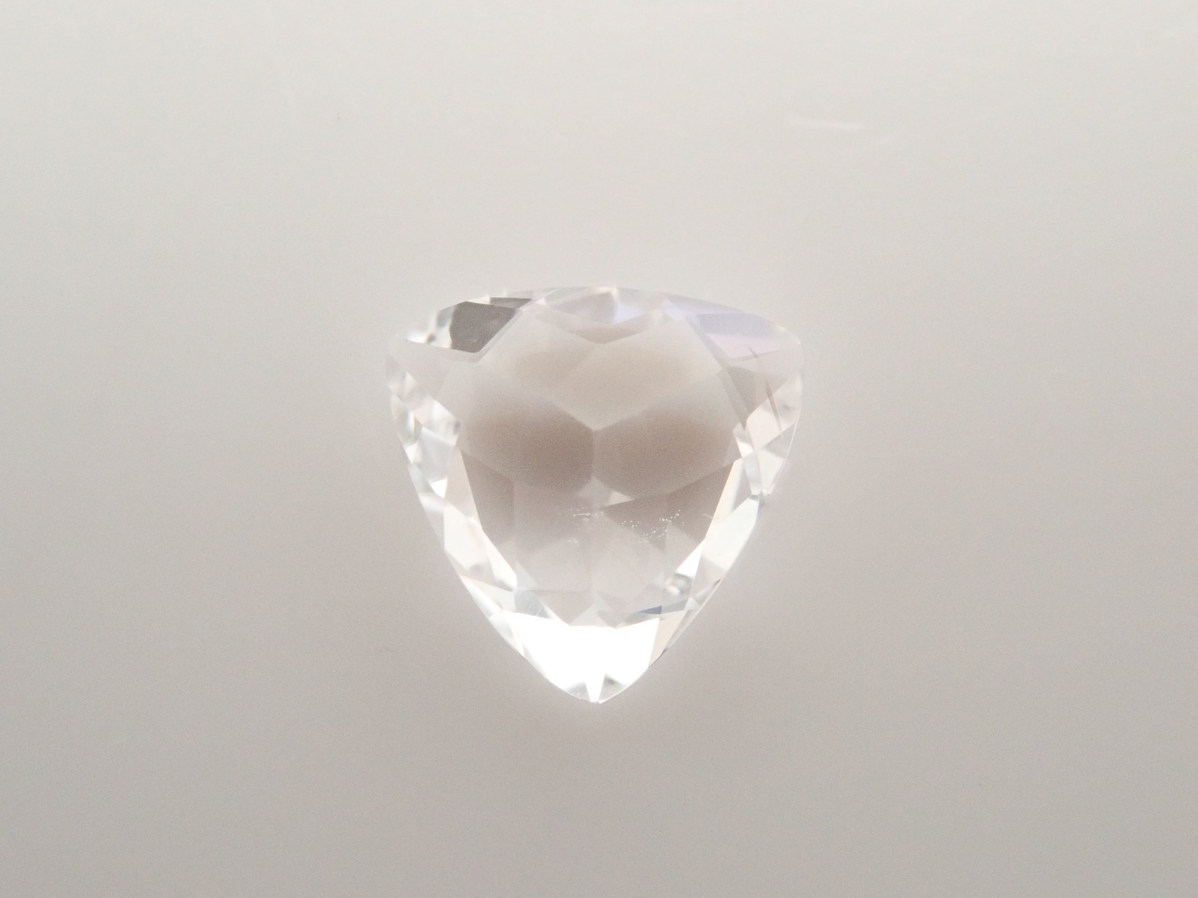 【1/26 22時販売】ロシア産フェナカイト 0.615ctルース