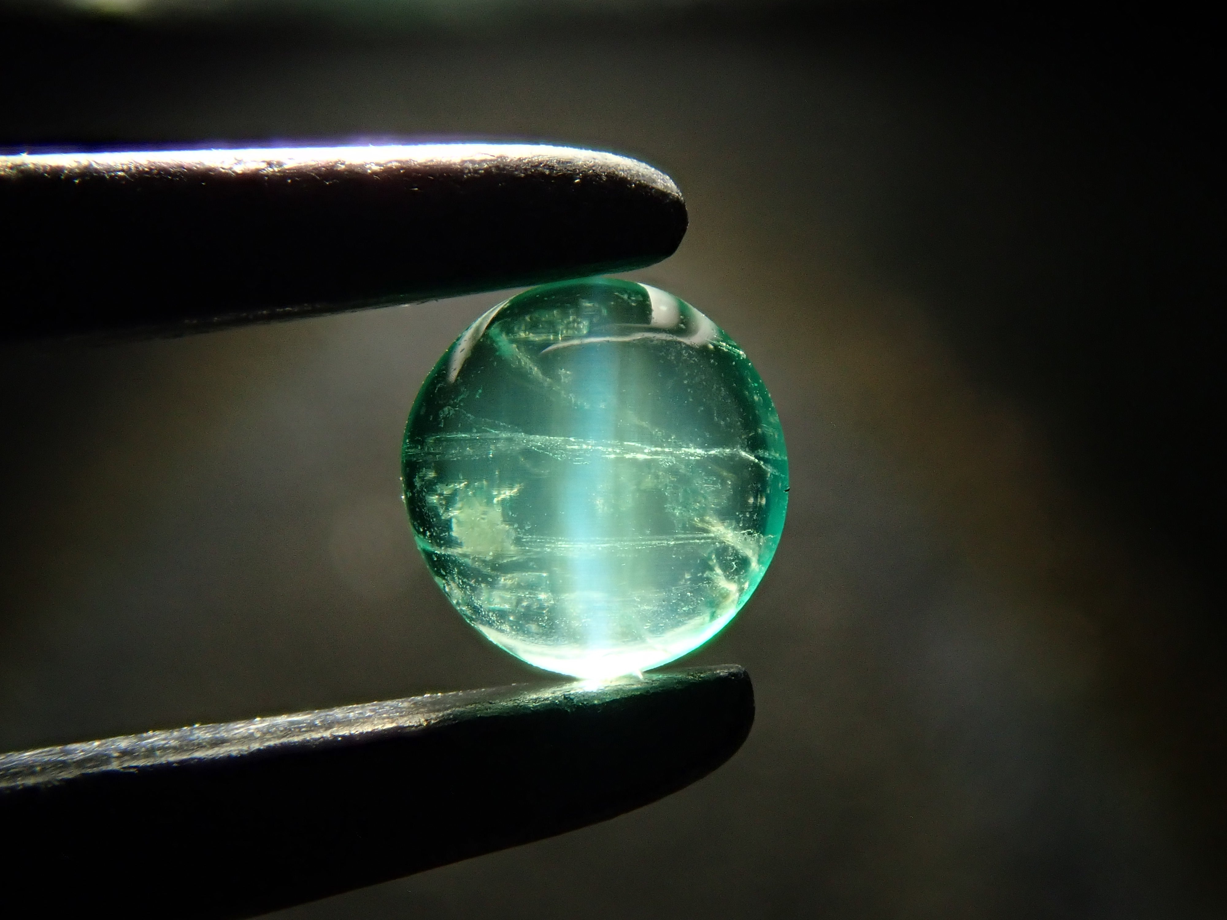 【1/26 22時販売】コロンビア産エメラルドキャッツアイ 3.0mm/0.098ctルース