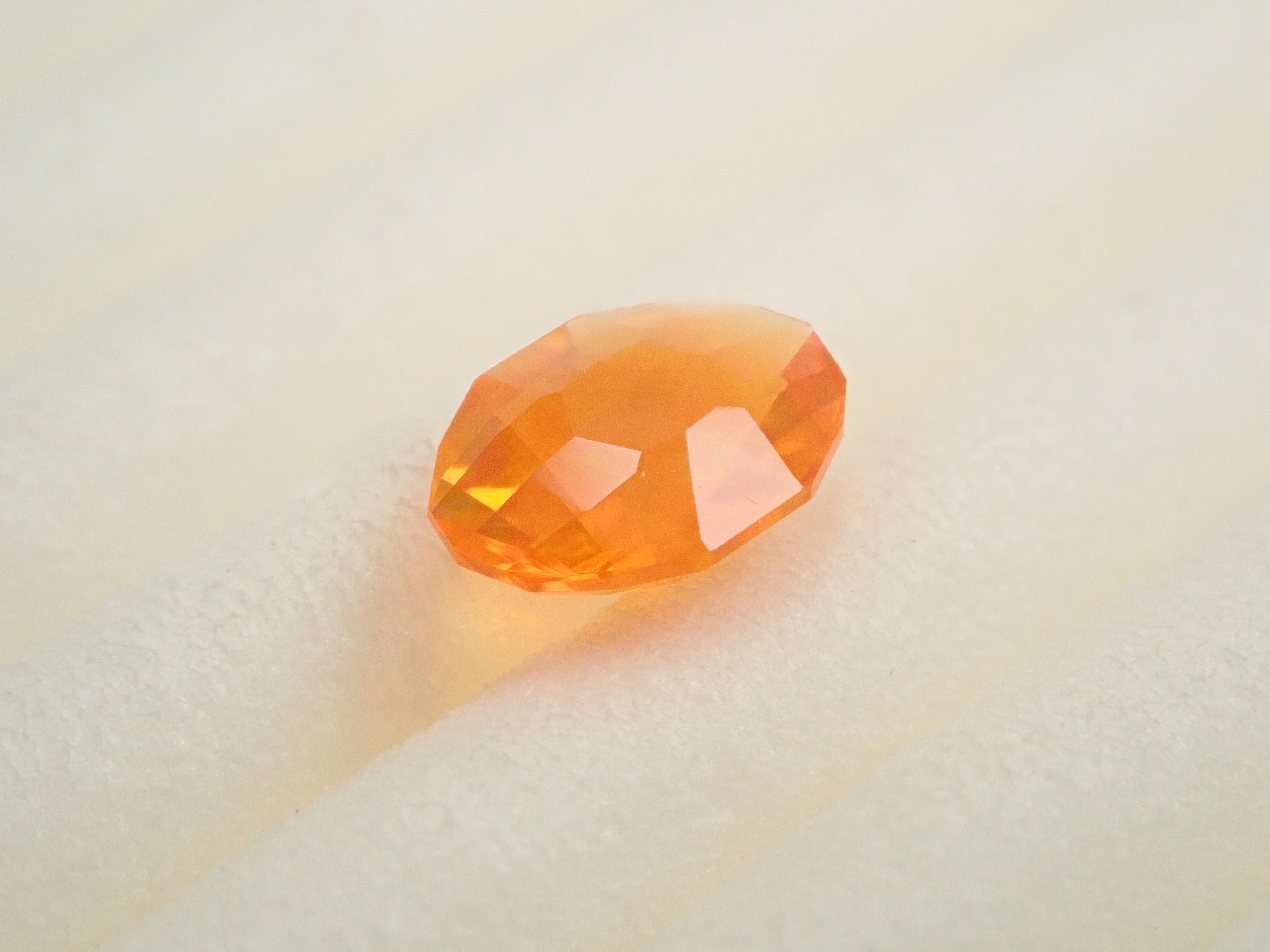 【1/27 22時販売】メキシコ産ファイアオパール 0.235ctルース（ファセットカット）