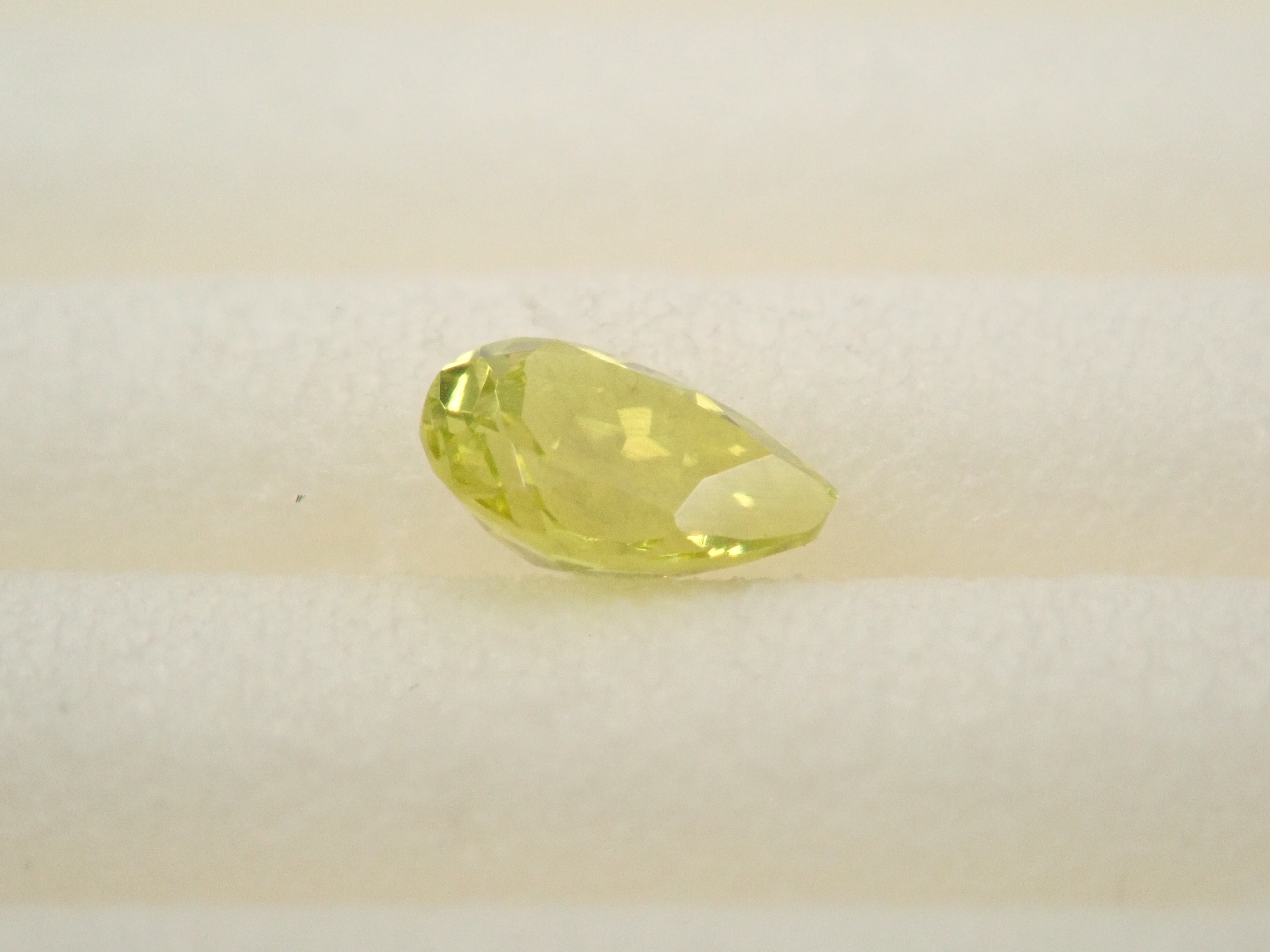 【1/27 22時販売】タンザニア産カナリーイエロークリソベリル 0.139ctルース