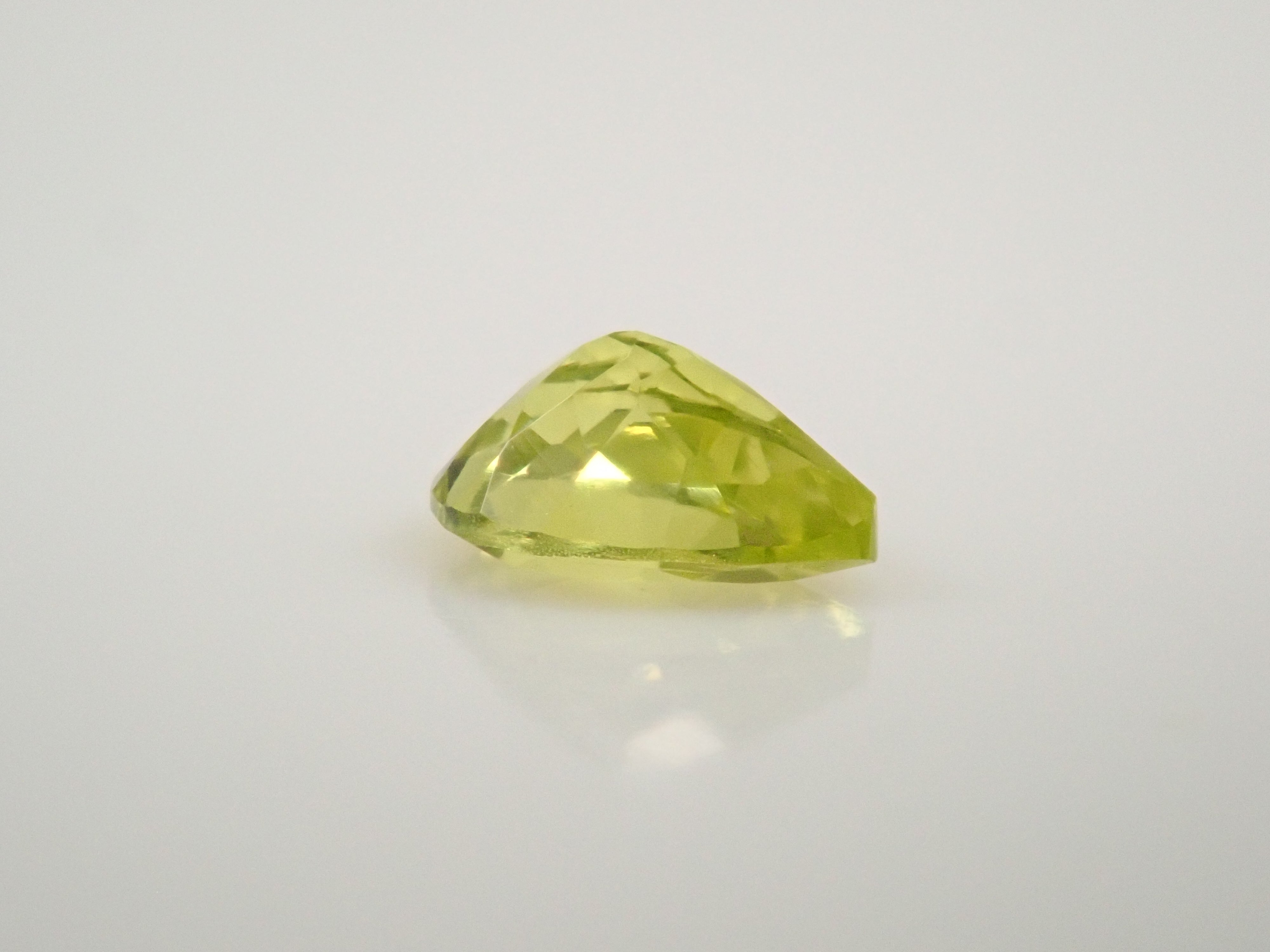 【1/27 22時販売】タンザニア産カナリーイエロークリソベリル 0.139ctルース