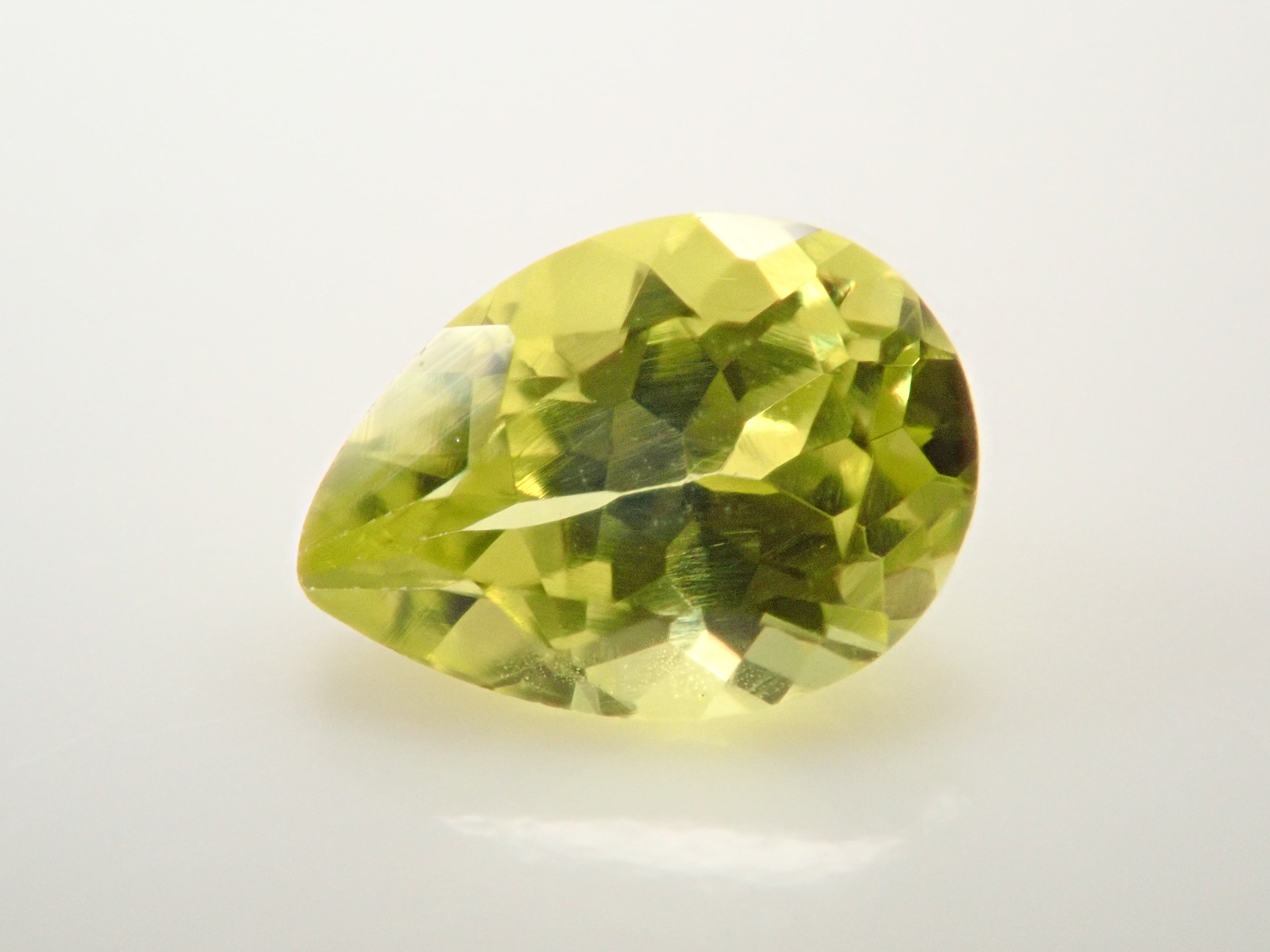 【1/27 22時販売】タンザニア産カナリーイエロークリソベリル 0.139ctルース