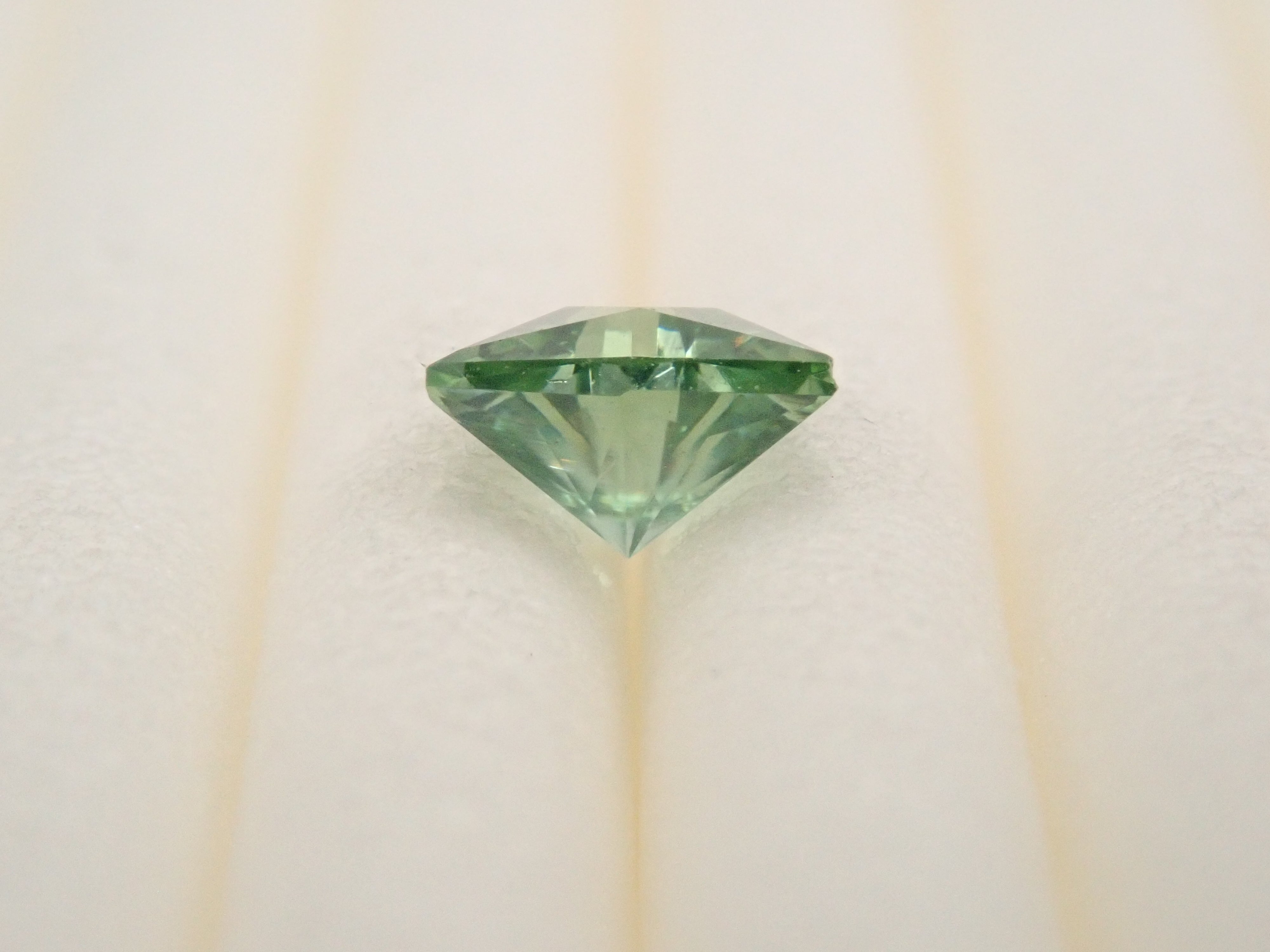 【1/27 22時販売】スリランカ産グリーンジルコン 0.312ctルース