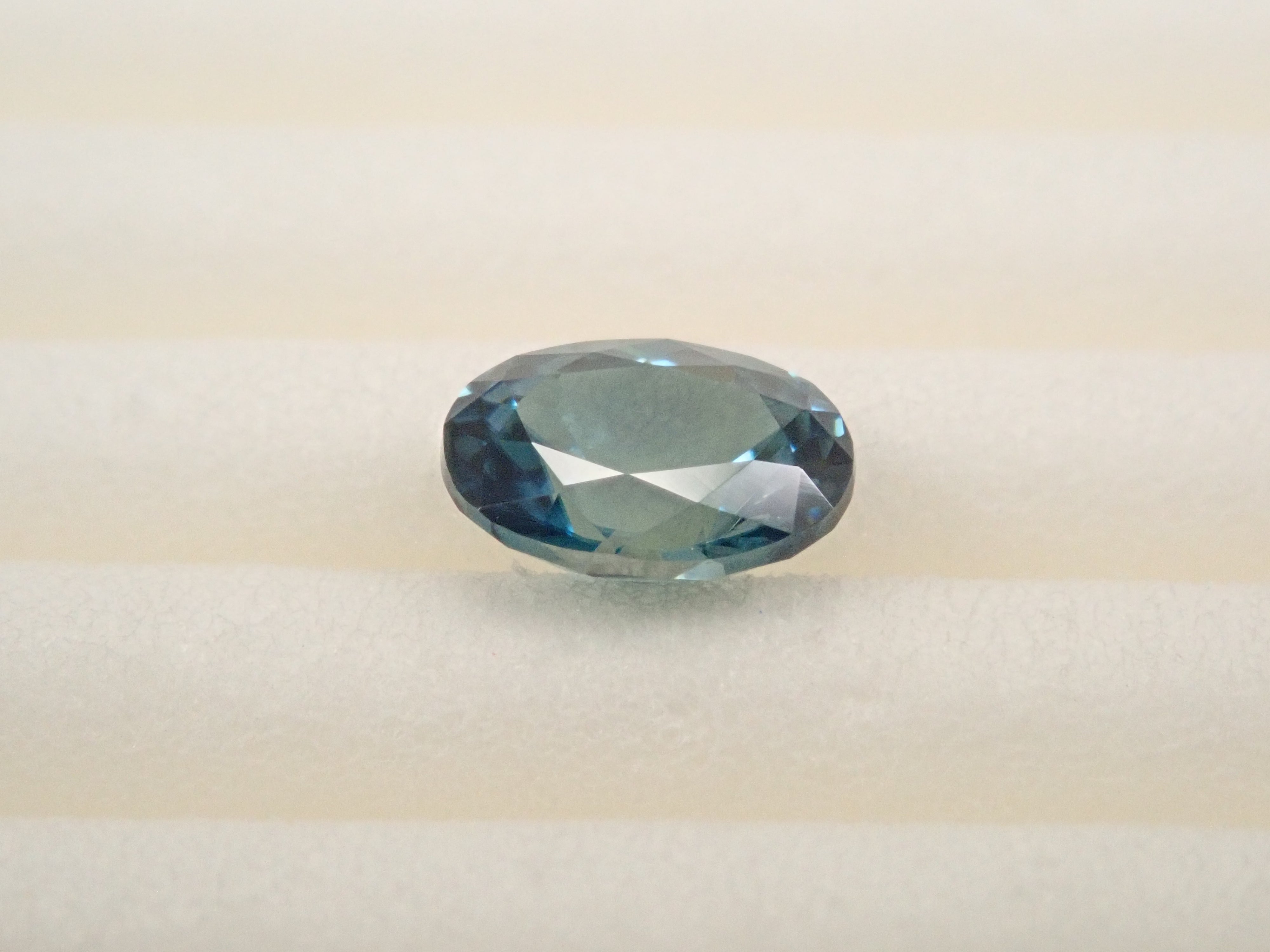 【1/24 22時販売】カンボジア産ブルージルコン（ラタナキリブルー） 0.537ctルース