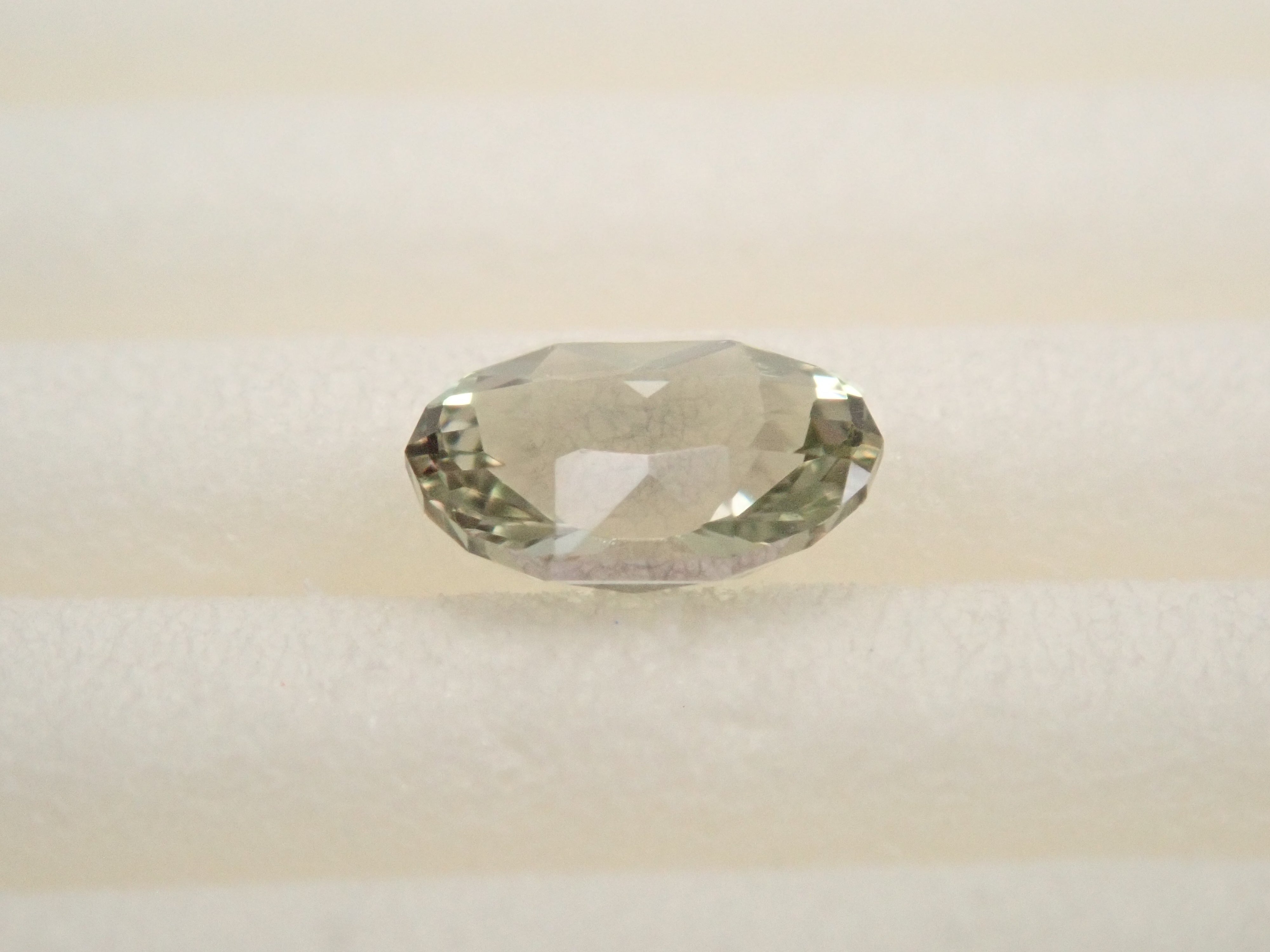 【1/24 22時販売】タンザニア産グリーンゾイサイト 0.262ctルース