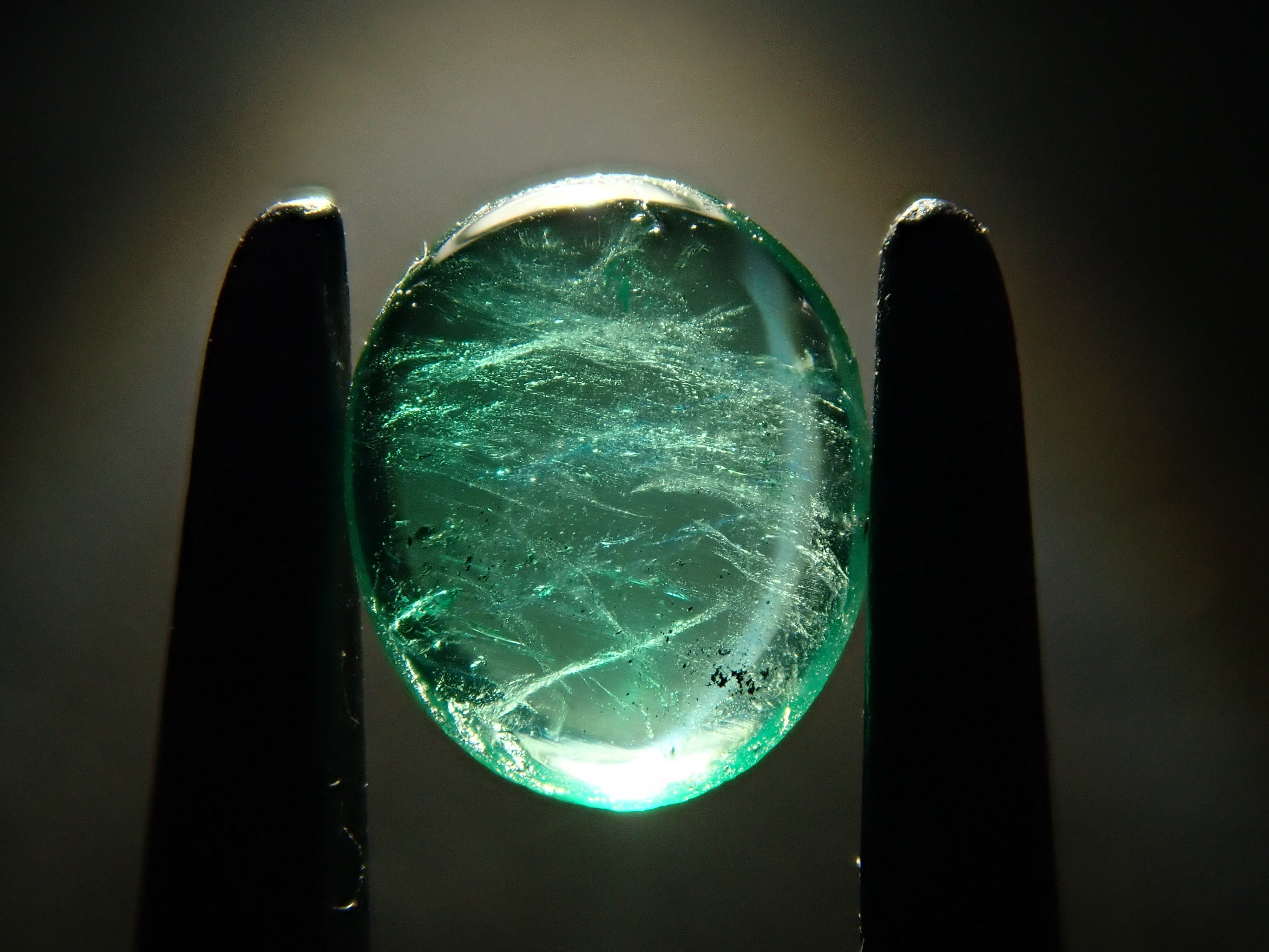 [On Sale at 10 PM on January 28th] Colombian Emerald Cat's Eye 0.238ct Loose