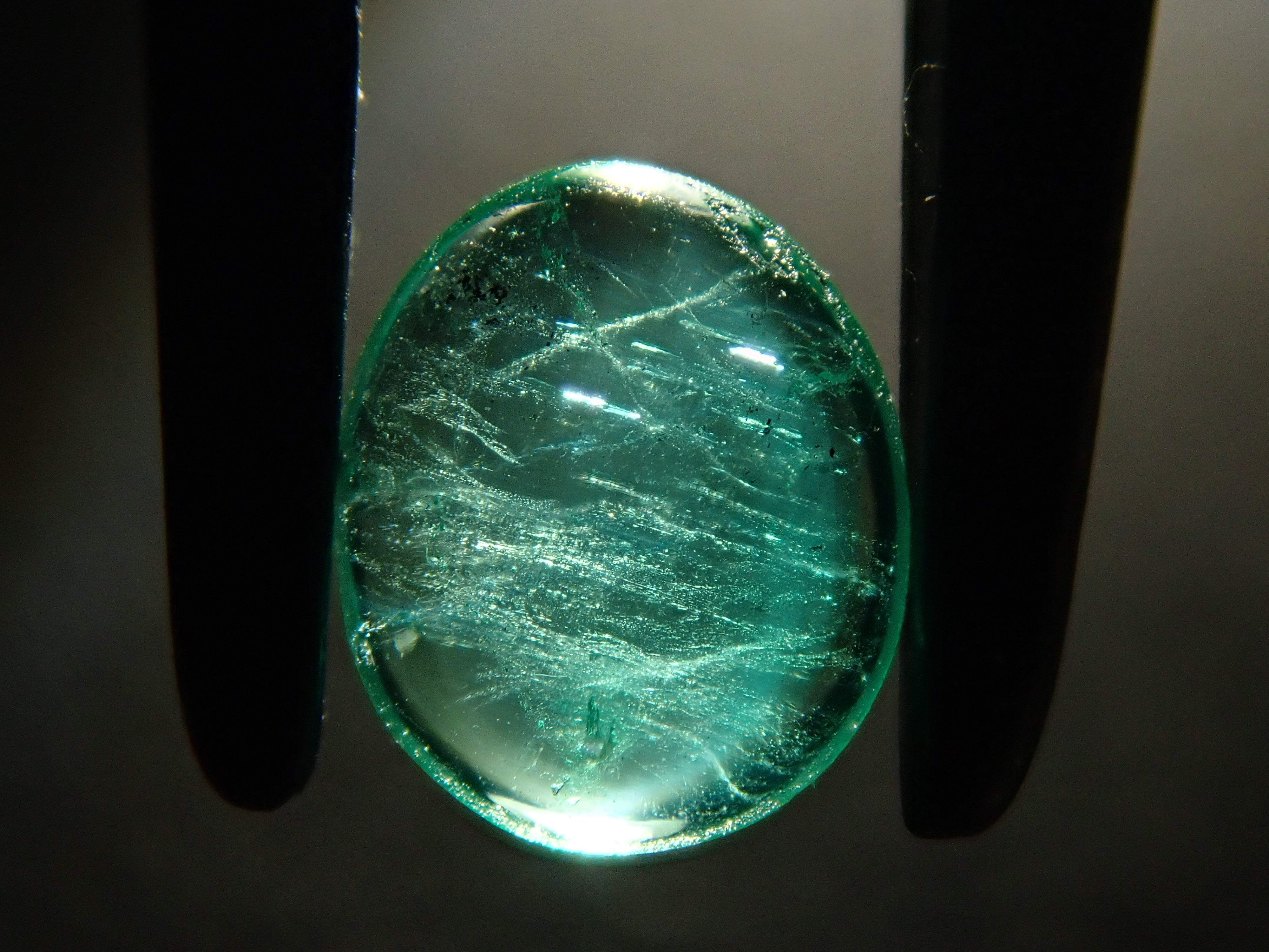 [On Sale at 10 PM on January 28th] Colombian Emerald Cat's Eye 0.238ct Loose