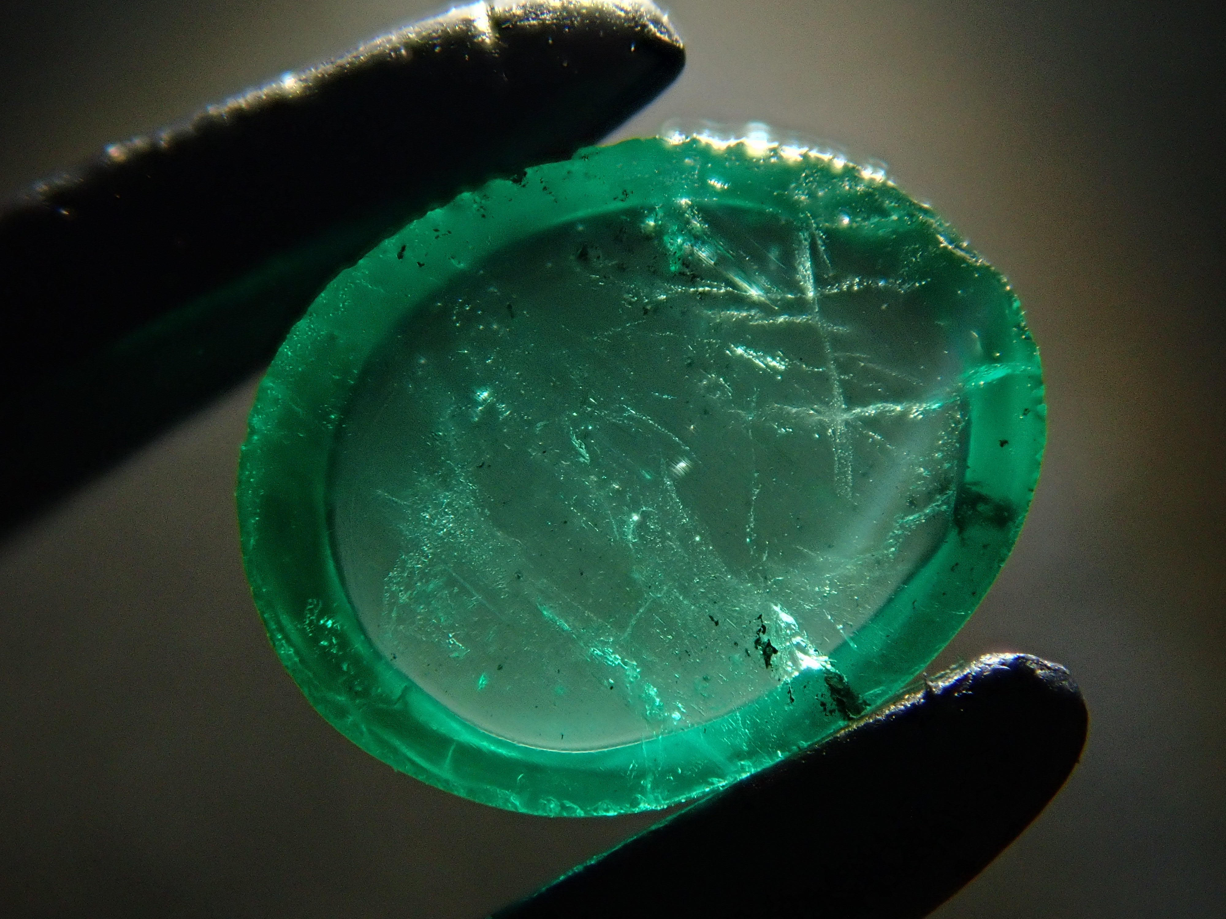 [On Sale at 10 PM on January 28th] Colombian Emerald Cat's Eye 0.238ct Loose