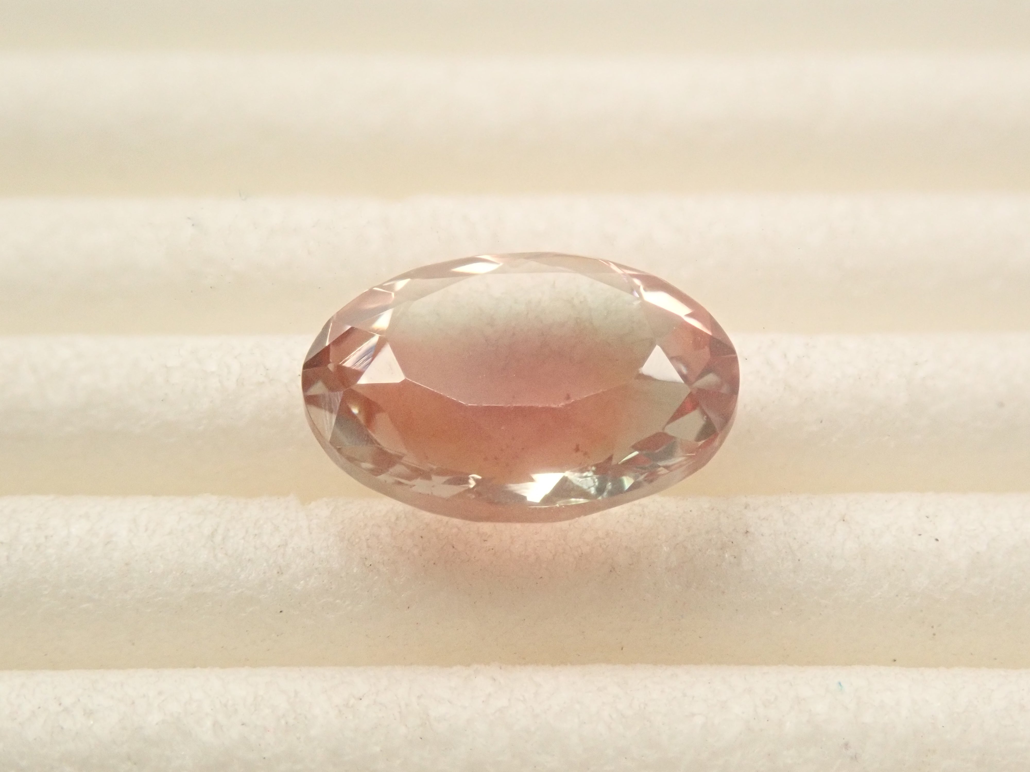 【1/26 22時販売】アメリカ産オレゴンサンストーン 1.519ctルース