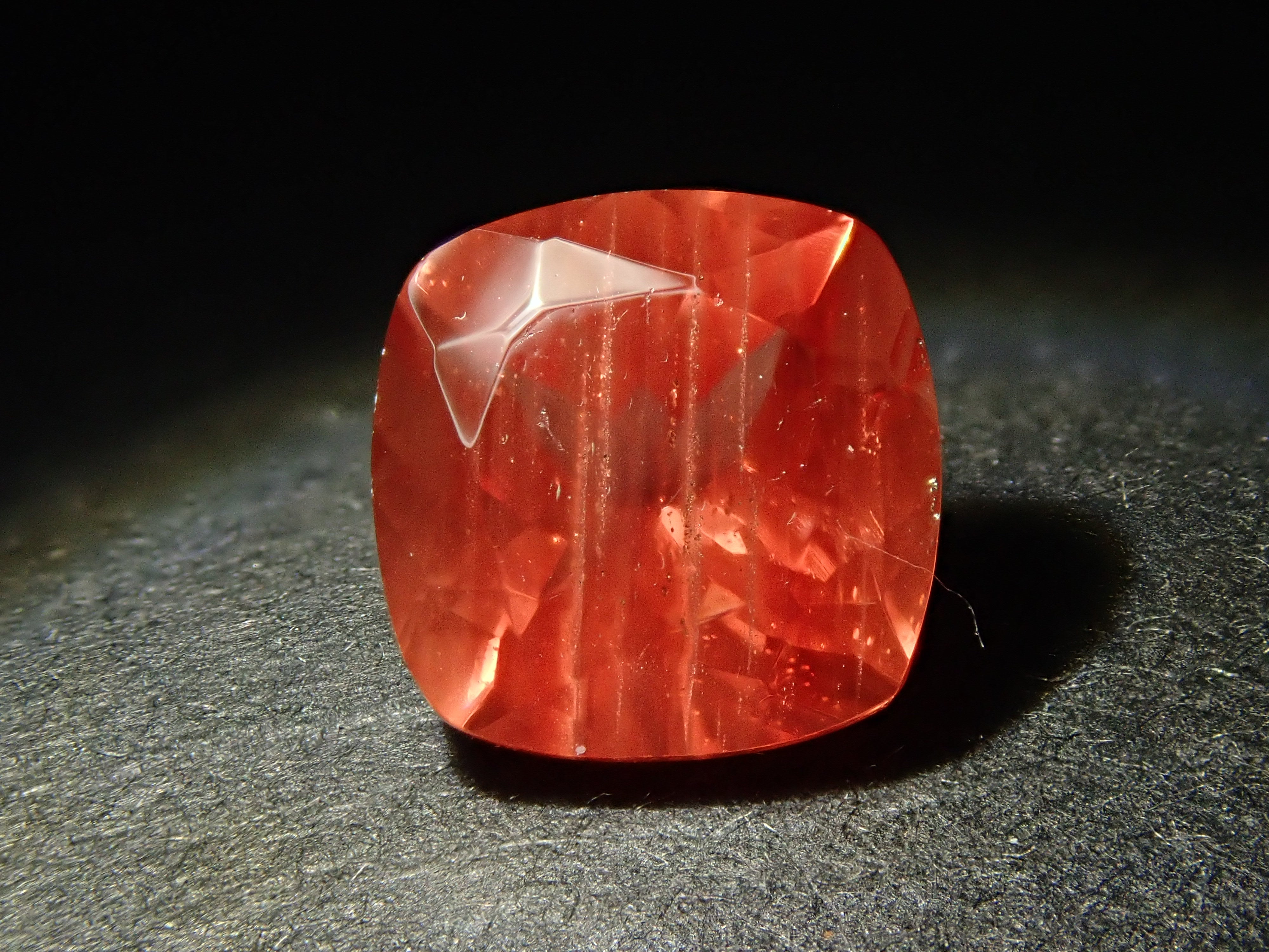[12561820] Oregon Sunstone from the United States, 1.590ct Loose