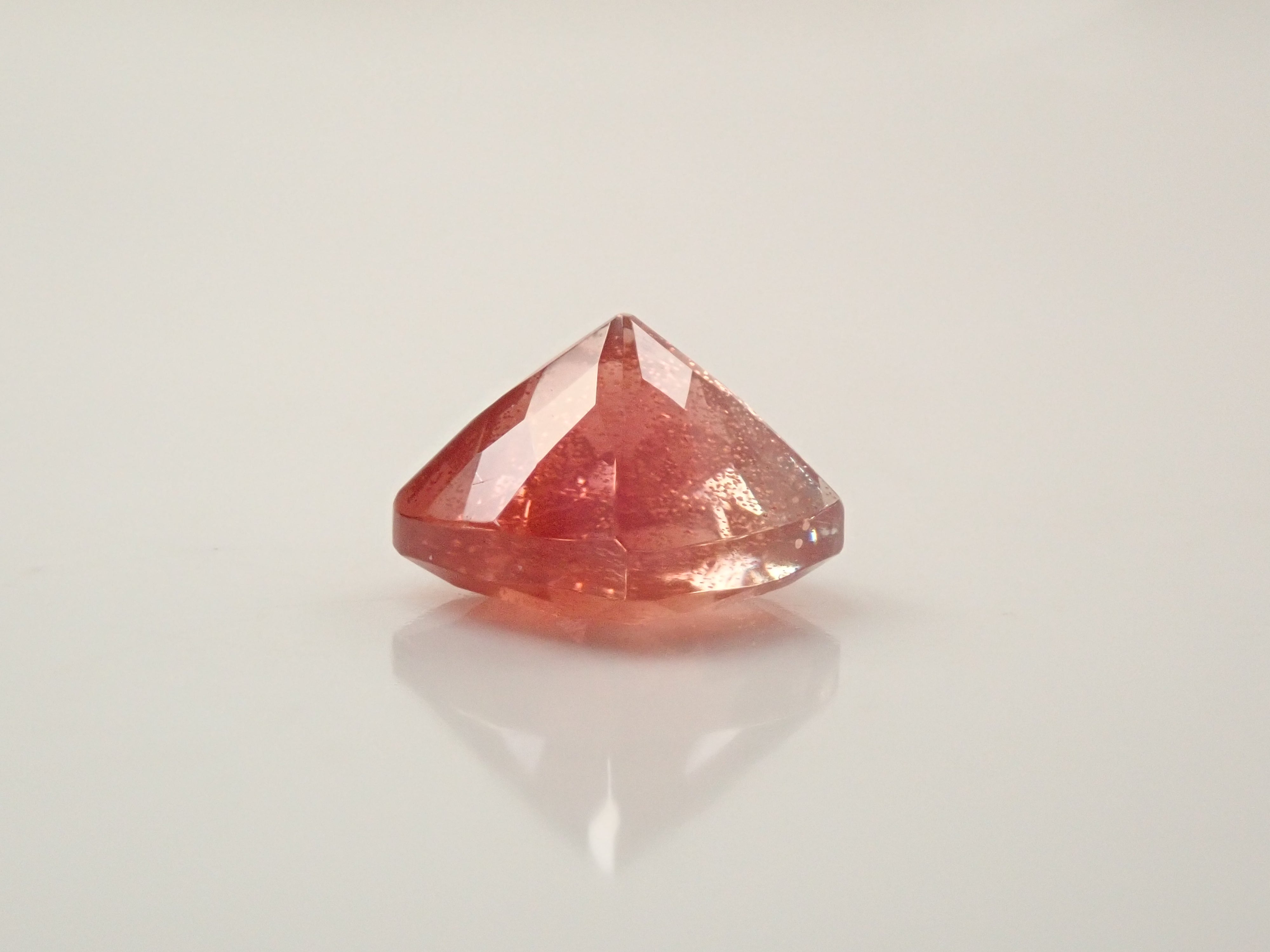 [12561822] Oregon Sunstone from the United States, 1.640ct Loose