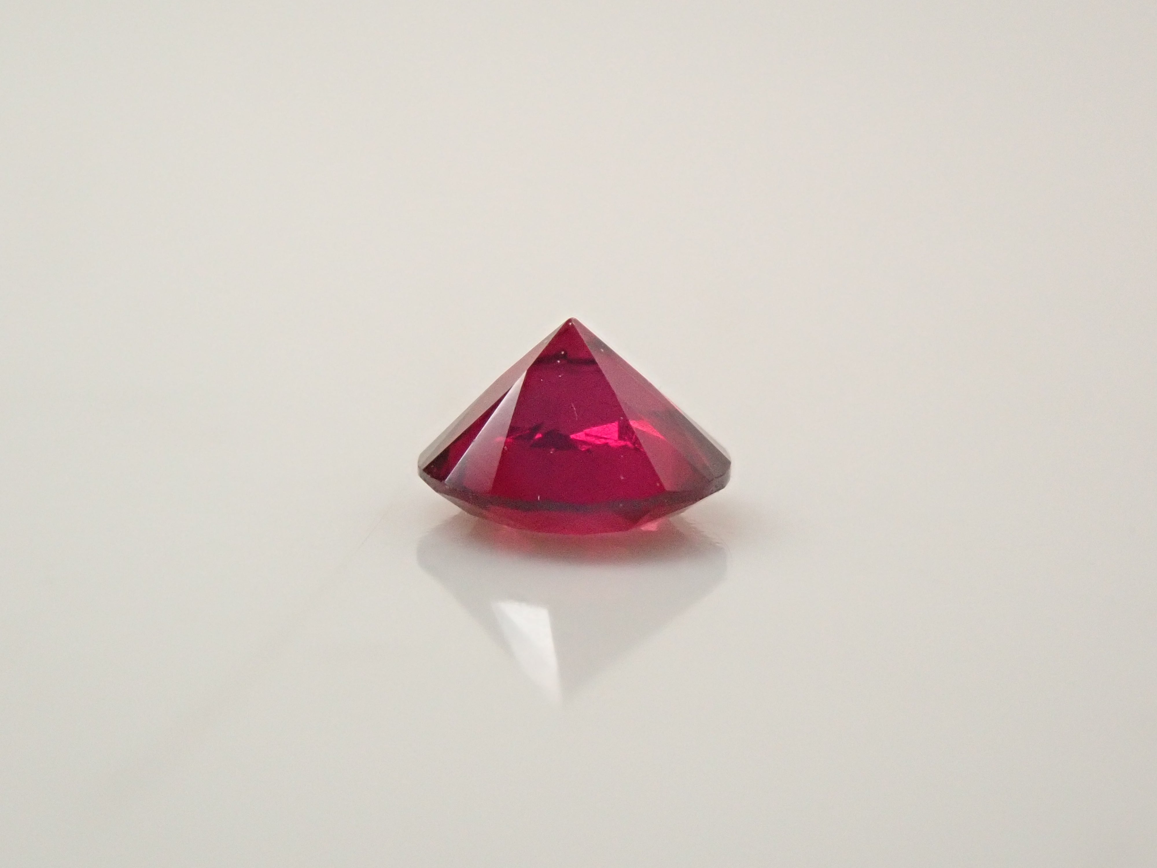 【1/31 22時販売】アメリカ産アントヒルガーネット 4.0mm/0.277ctルース