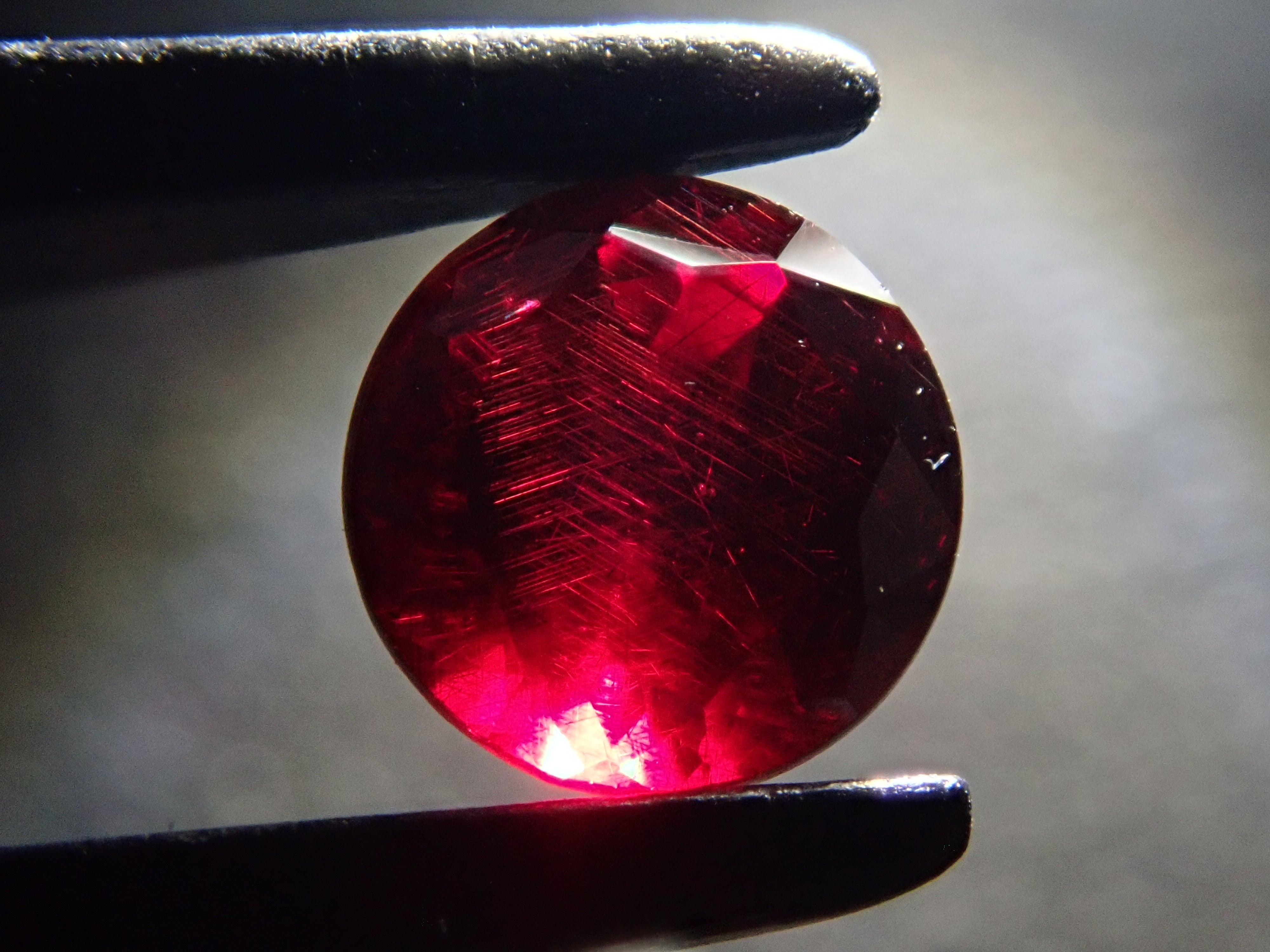 12561825掲載】アメリカ産アントヒルガーネット 0.641ctルース