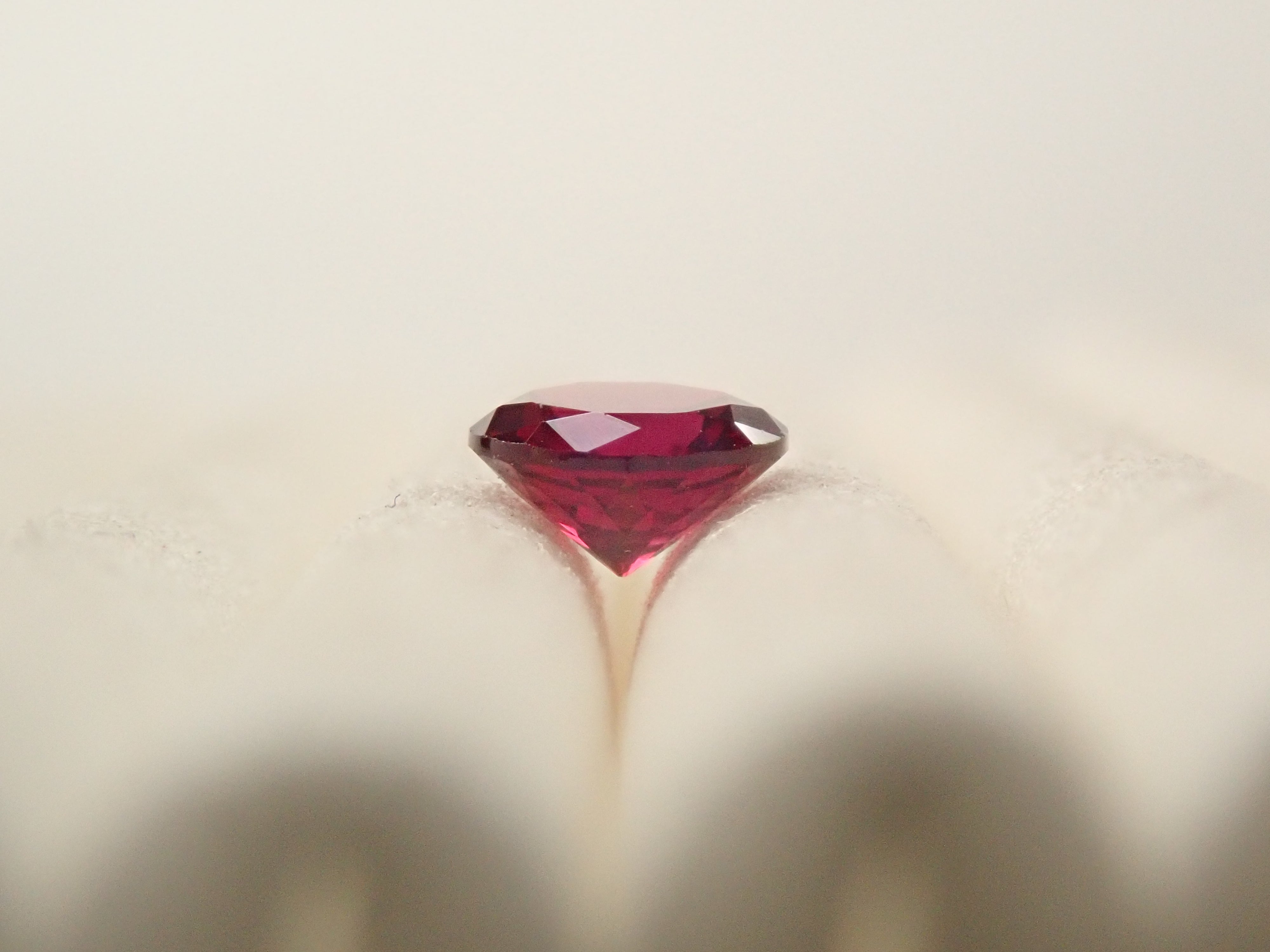 [12561826] 美國蟻丘石榴石 0.269克拉 散裝