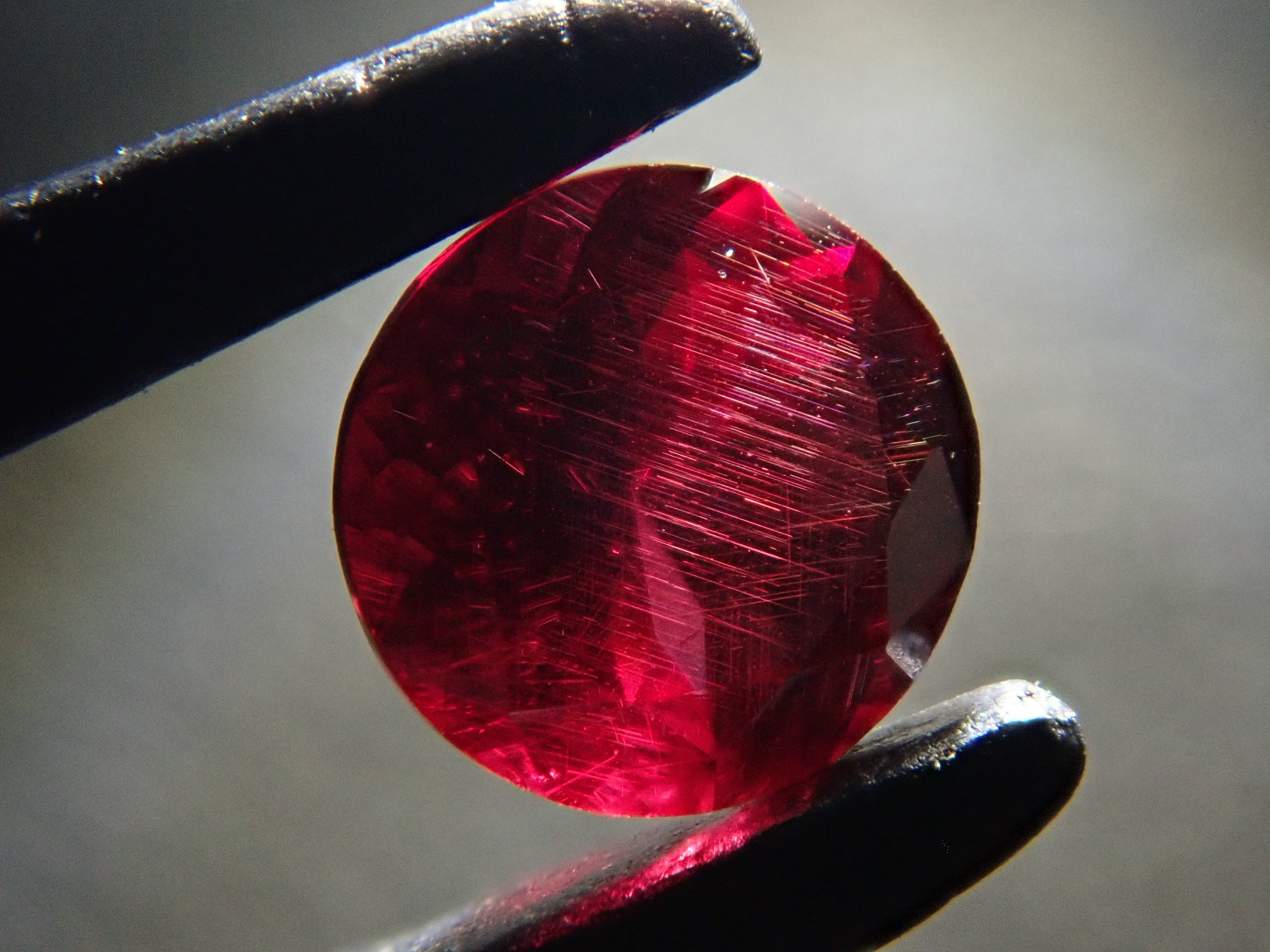 [12561826] 美國蟻丘石榴石 0.269克拉 散裝