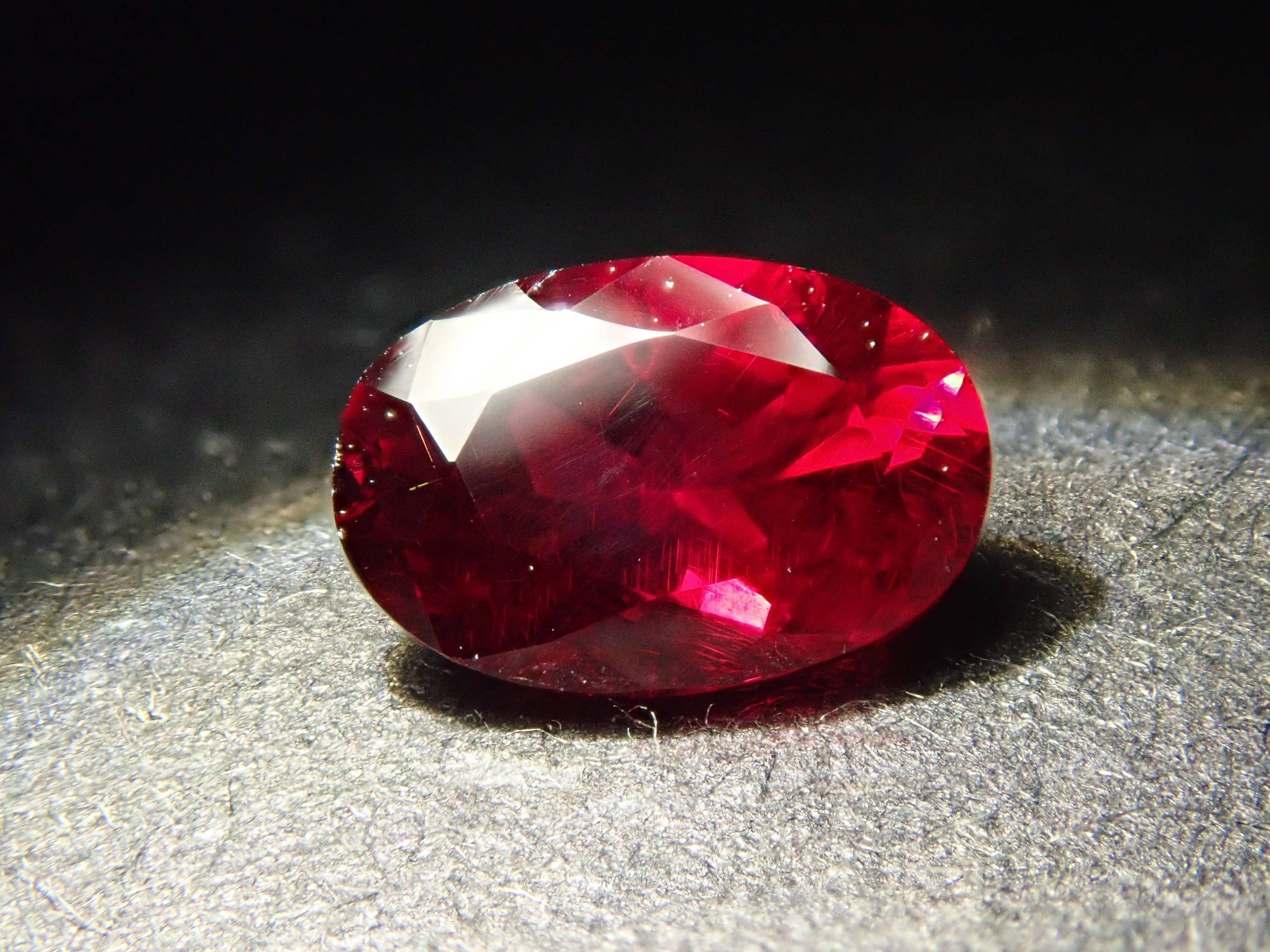 Anthill garnet from the USA (with forsterite) 0.578ct loose