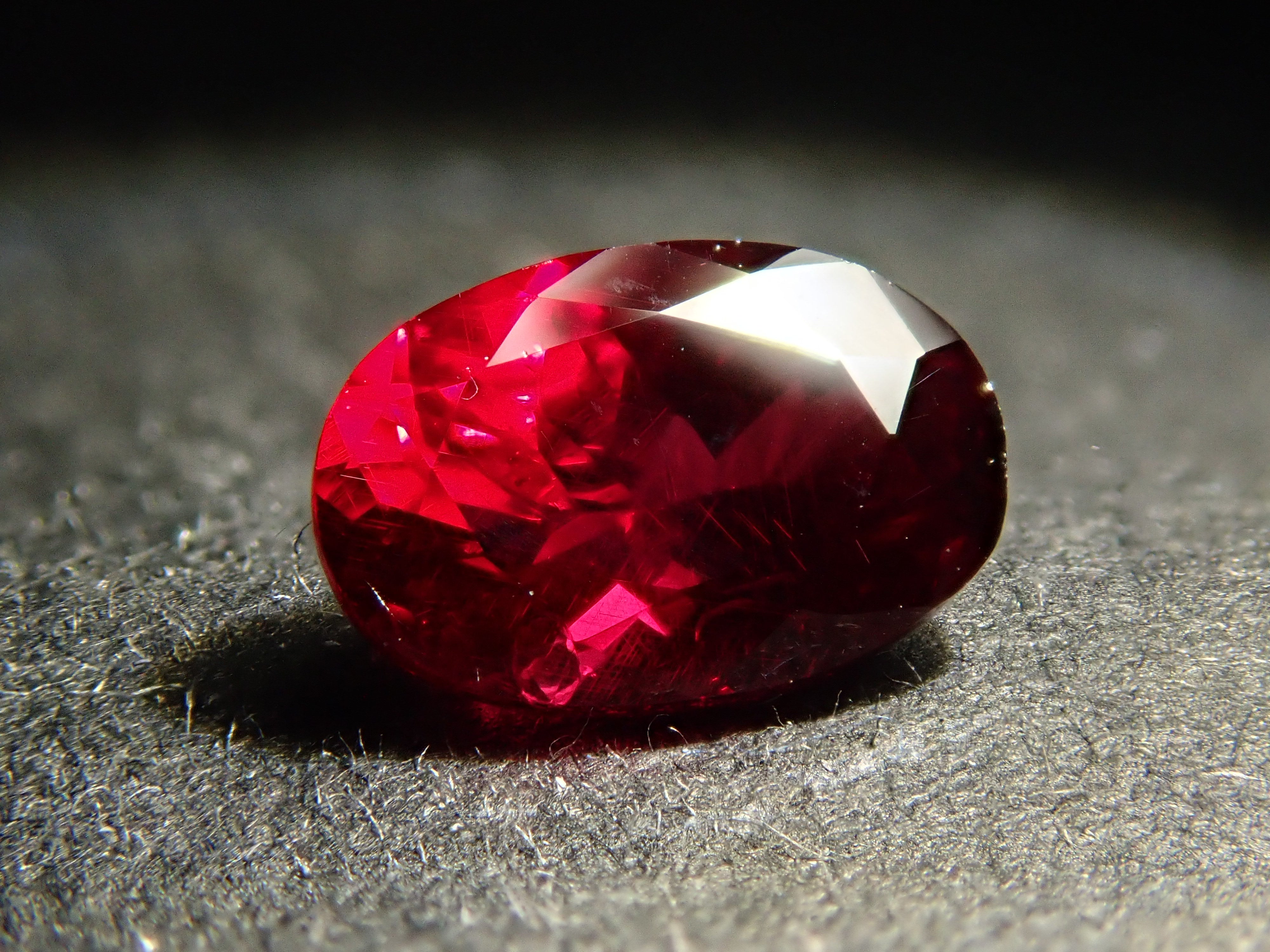 Anthill garnet from the USA (with forsterite) 0.578ct loose