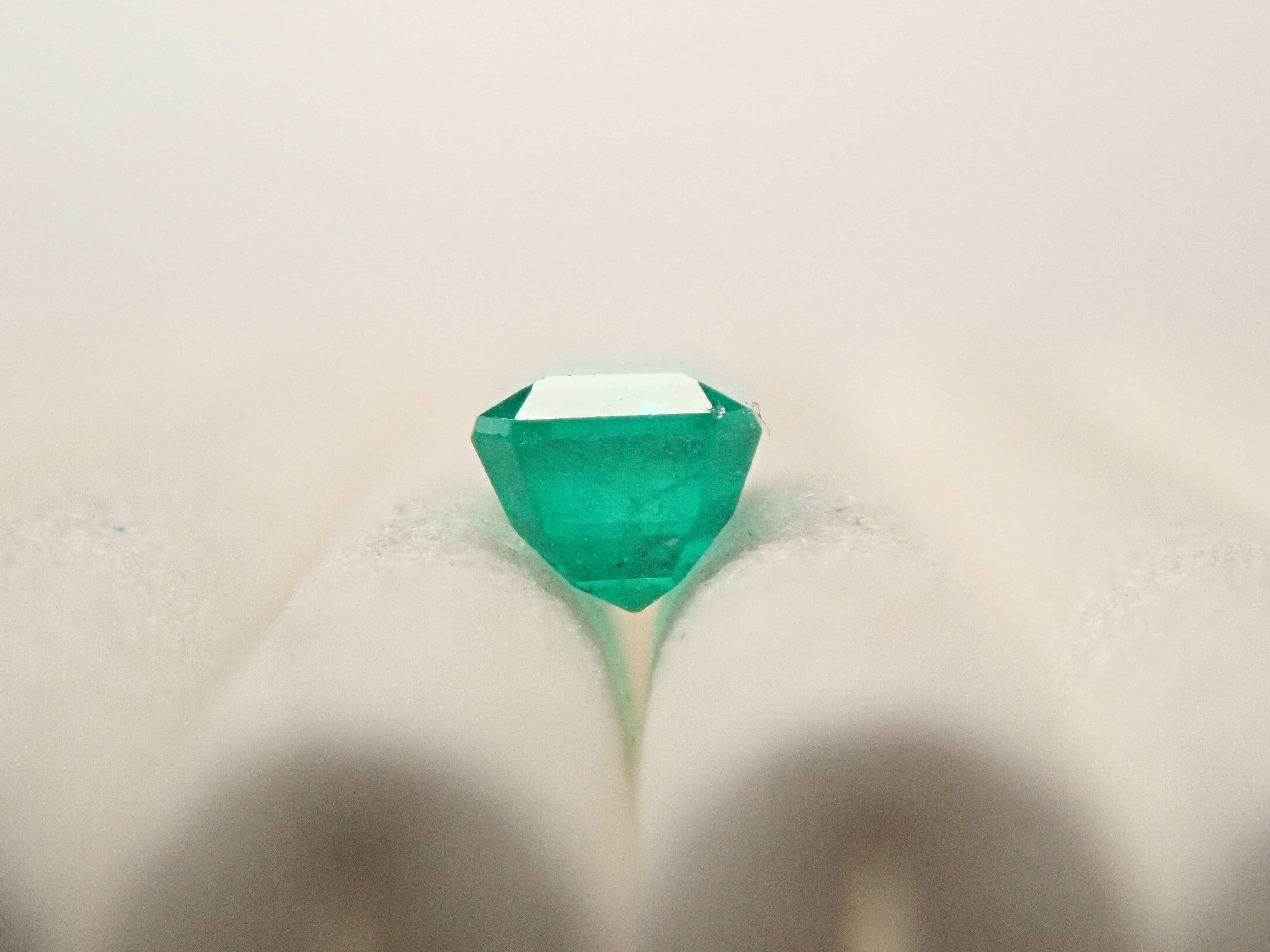 [On Sale 2/1 at 10pm] Colombian Emerald 0.451ct Loose