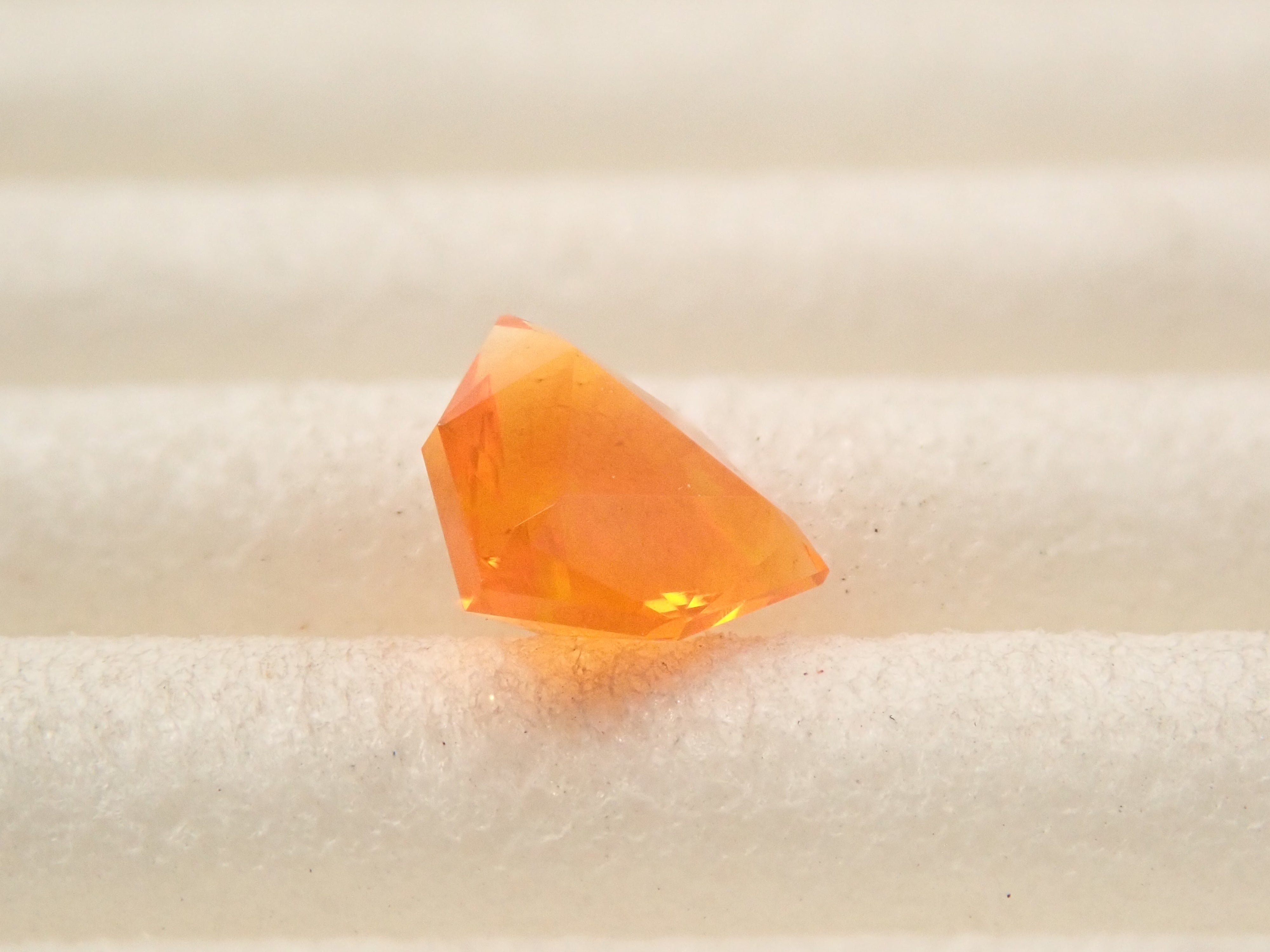 [12561096] Mexican Fire Opal 0.218ct Loose