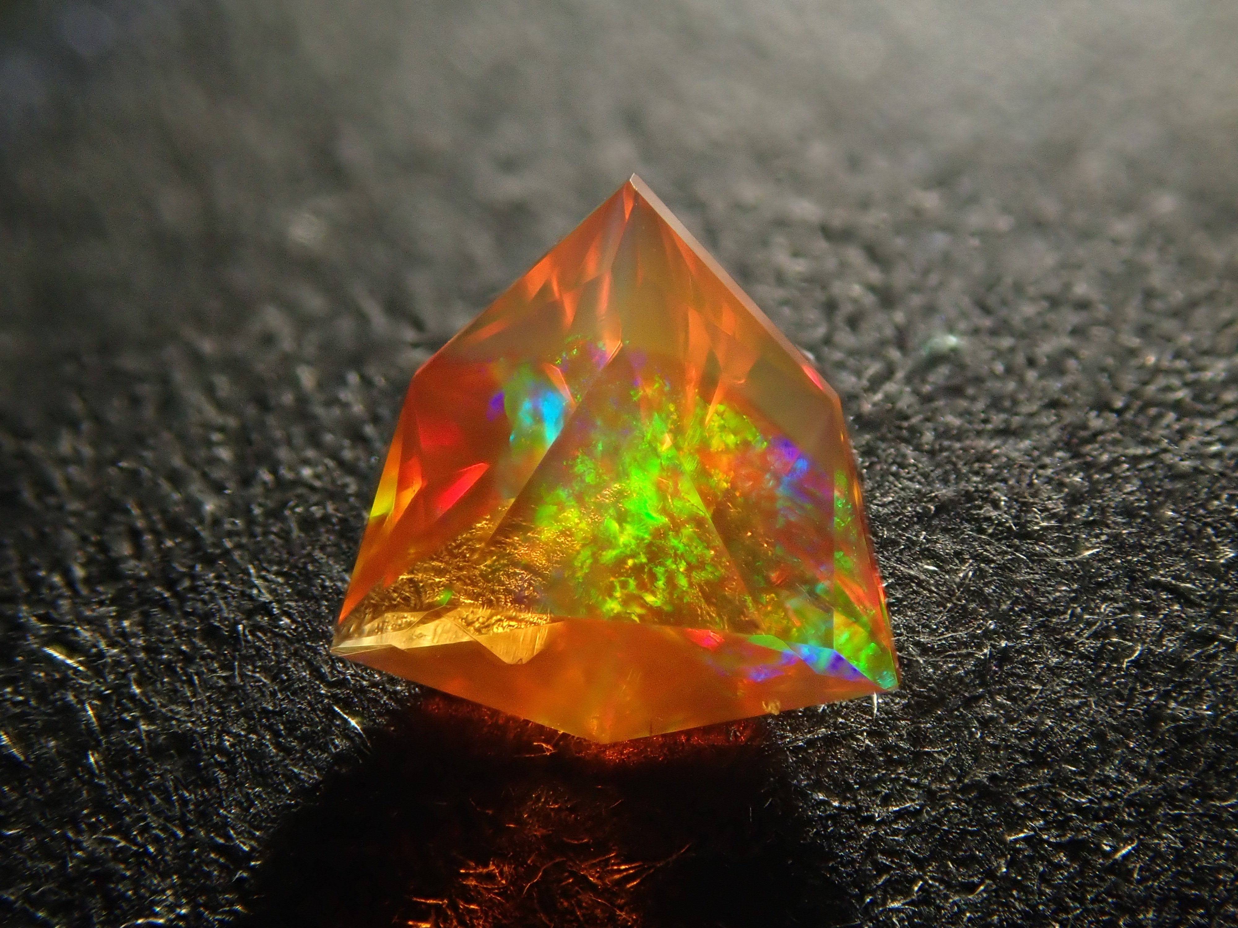 12561096] Mexican Fire Opal 0.218ct Loose