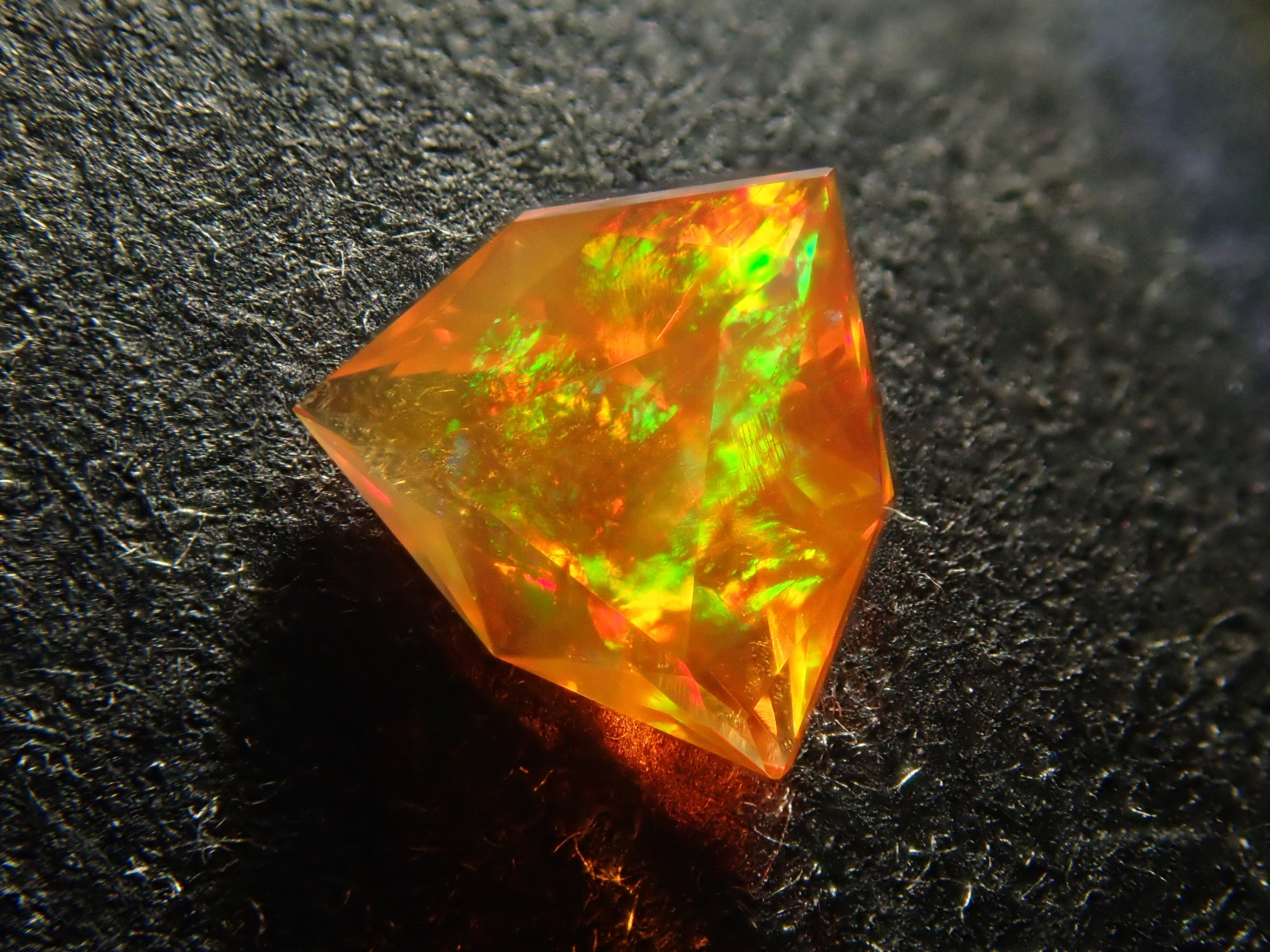 [12561096] Mexican Fire Opal 0.218ct Loose