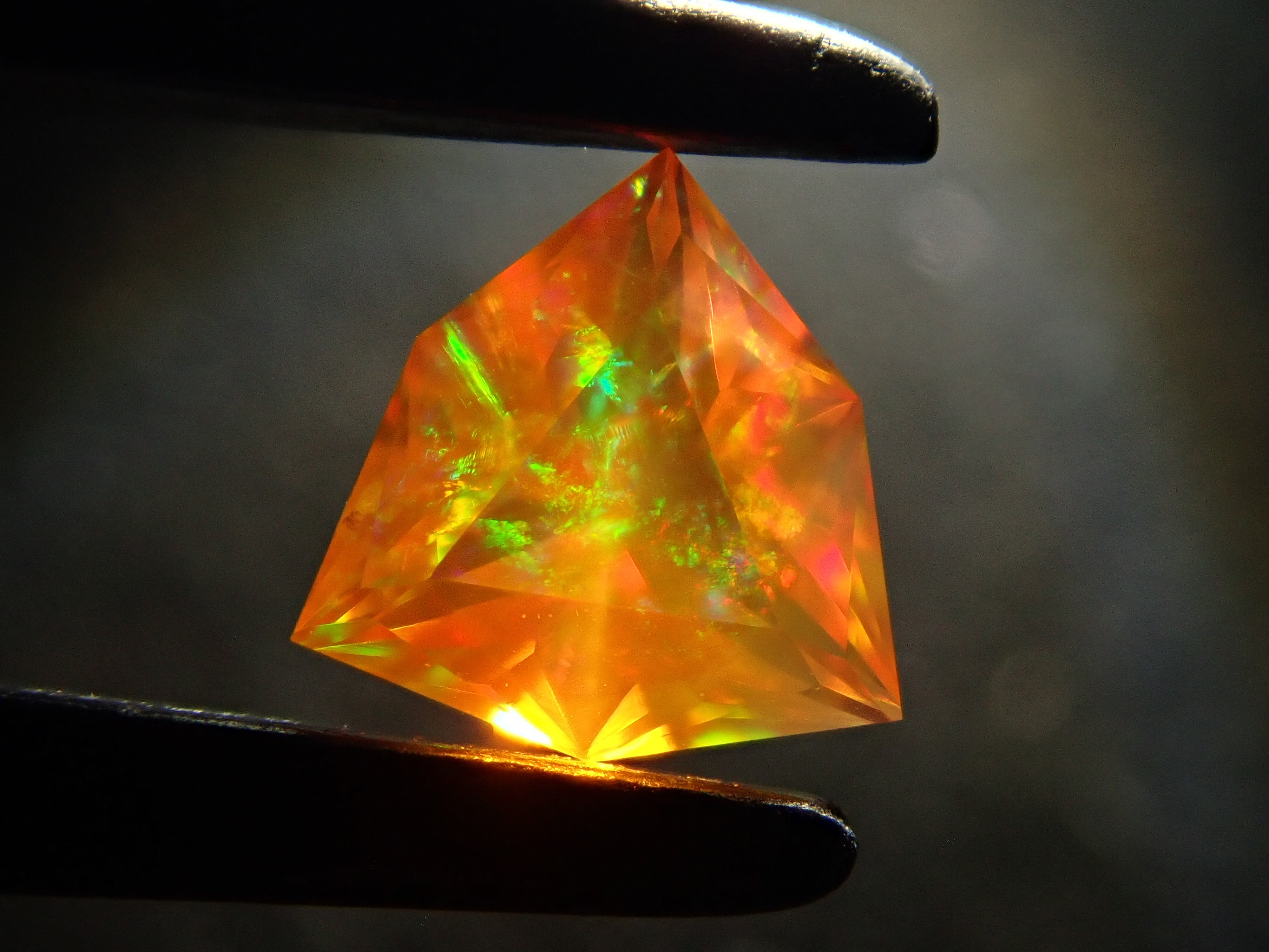 ファイアオパール - 通販｜宝石鑑定士が運営【カラッツSTORE】