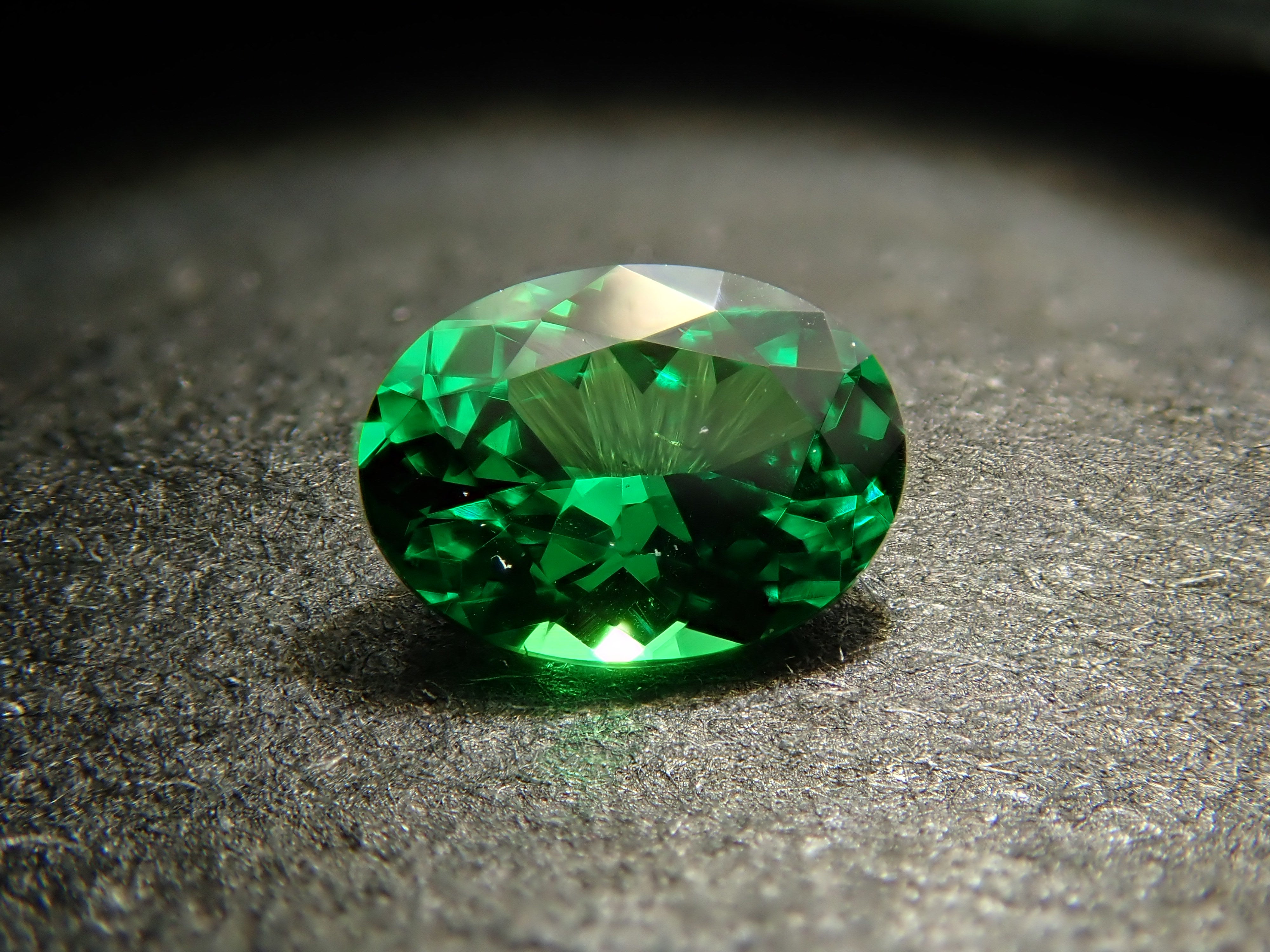 [12561621] Kenyan Tsavorite 0.157ct Loose Stone