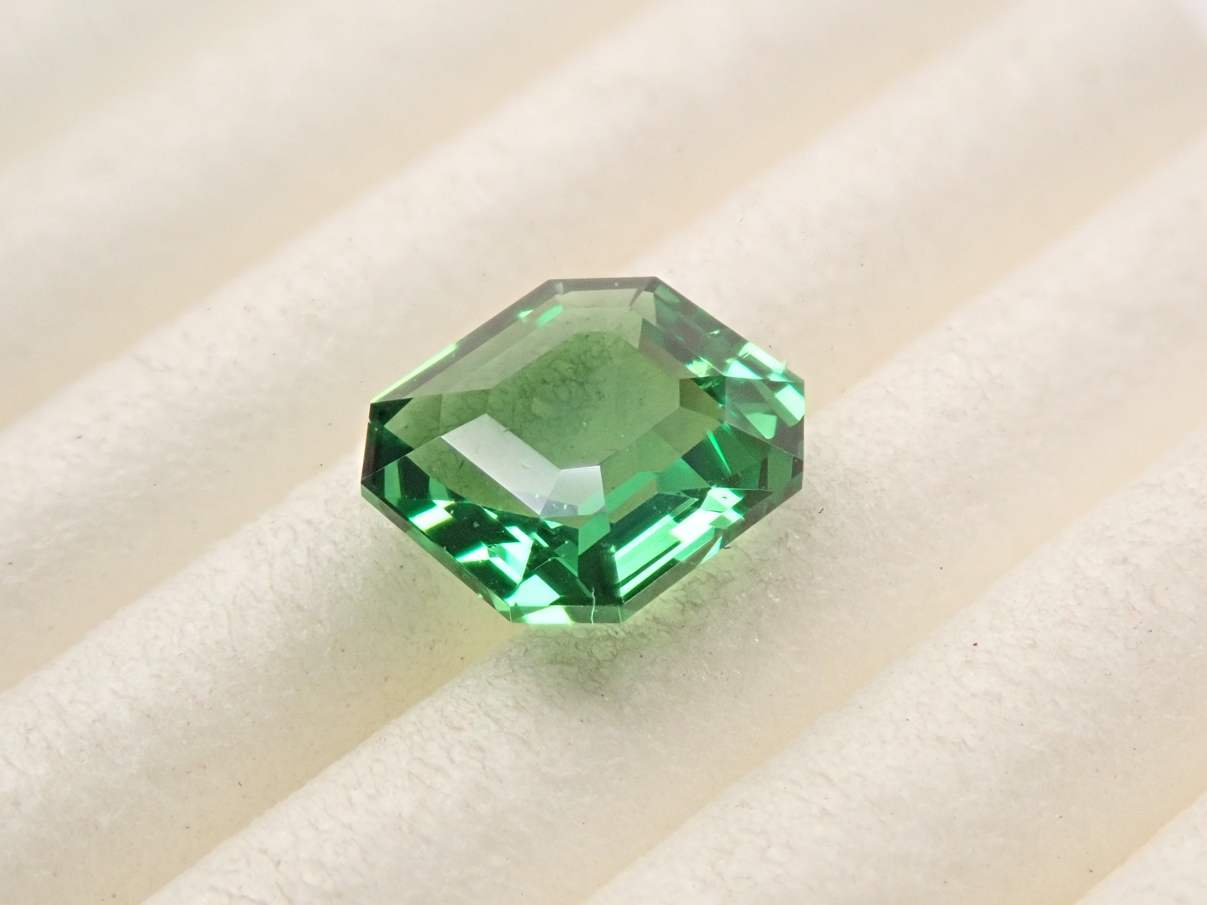 Kenyan Tsavorite 1.026ct Loose Stone
