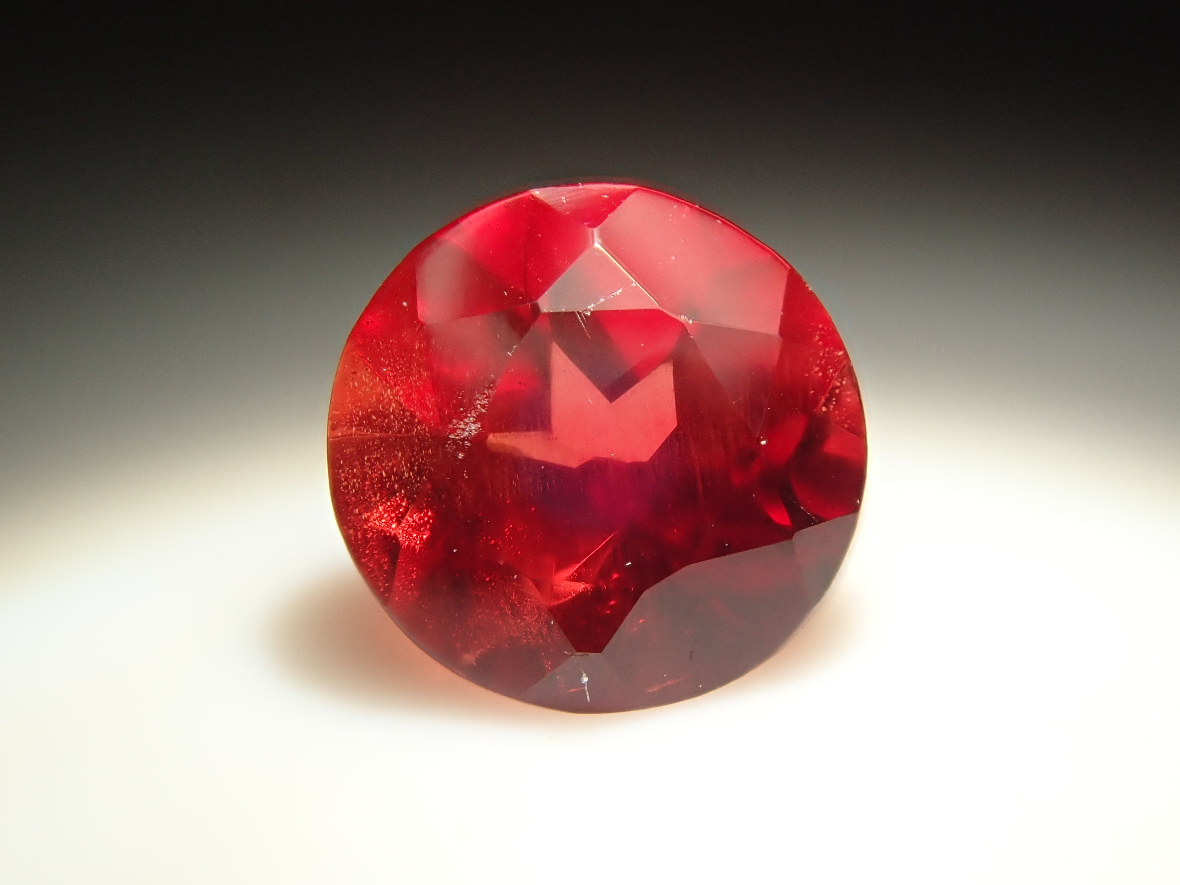 【3/11 22時販売】アメリカ産オレゴンサンストーン 5.0mm/0.520ctルース