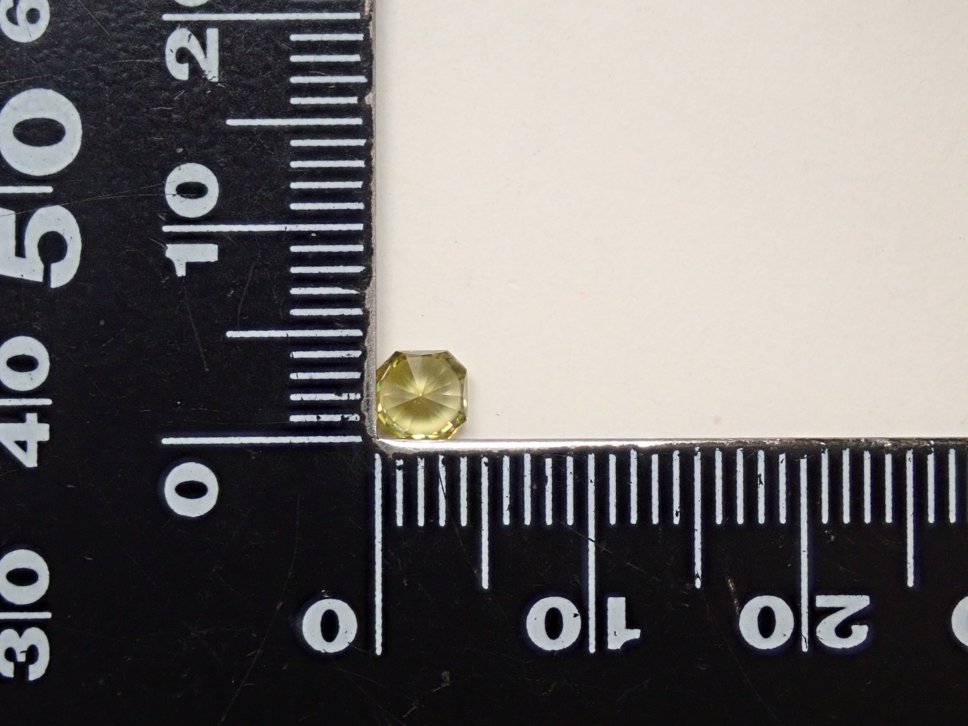 【#202607 Akihabara Popup On Loan】【12561118 Listed】Zimbabwean Sphene 0.477ct Loose