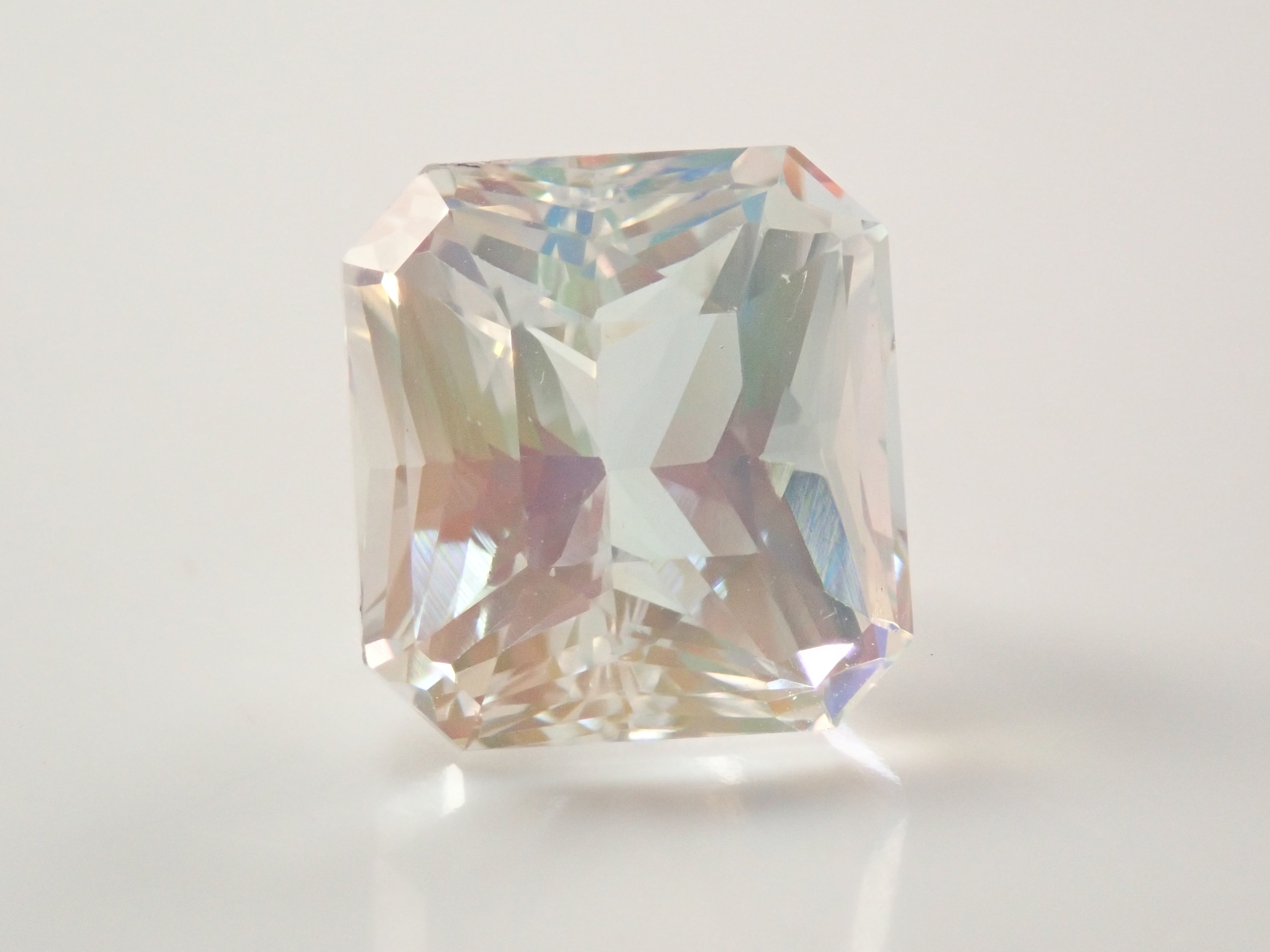 Madagascar Andesine Labradorite (commonly known as Rainbow Moonstone) 4.894ct Loose Stone