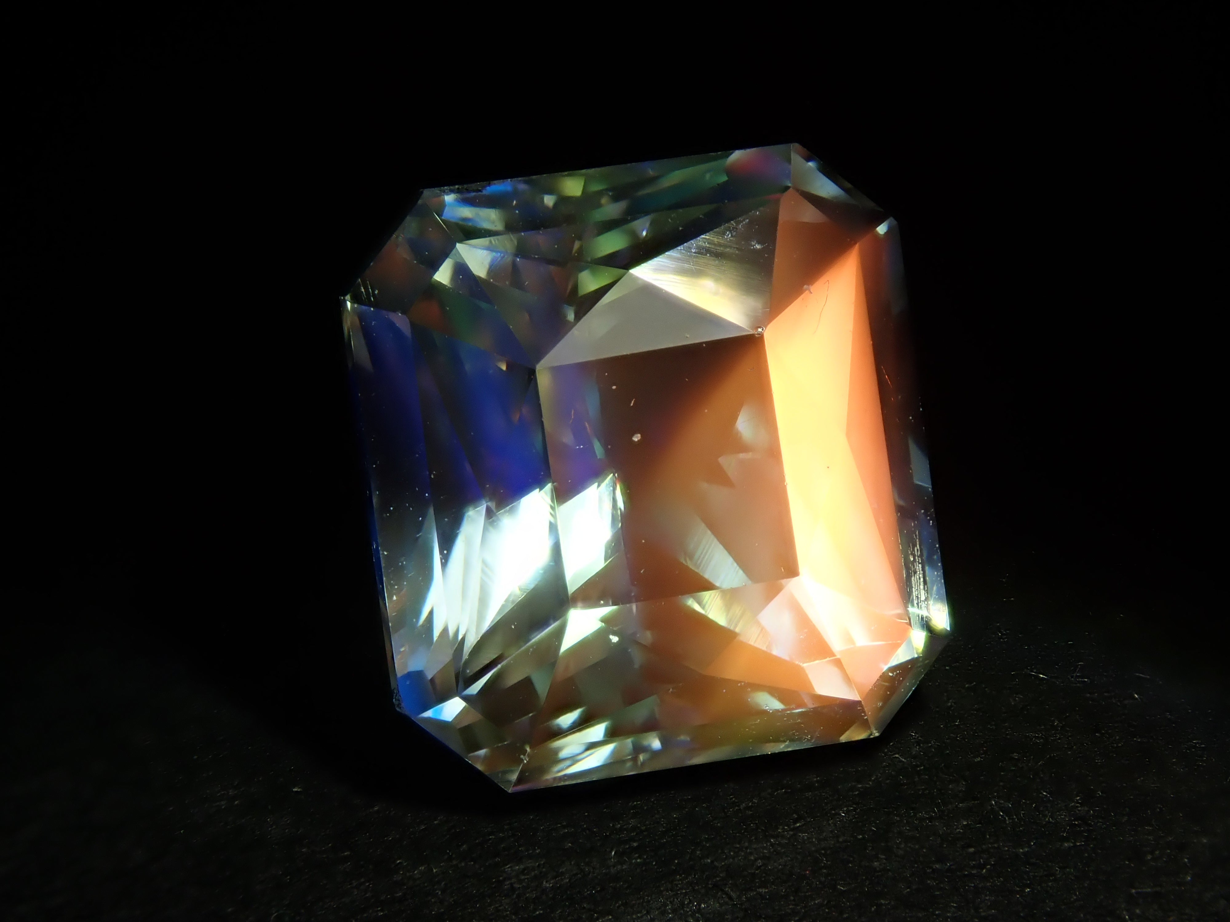 Madagascar Andesine Labradorite (commonly known as Rainbow Moonstone) 4.894ct Loose Stone