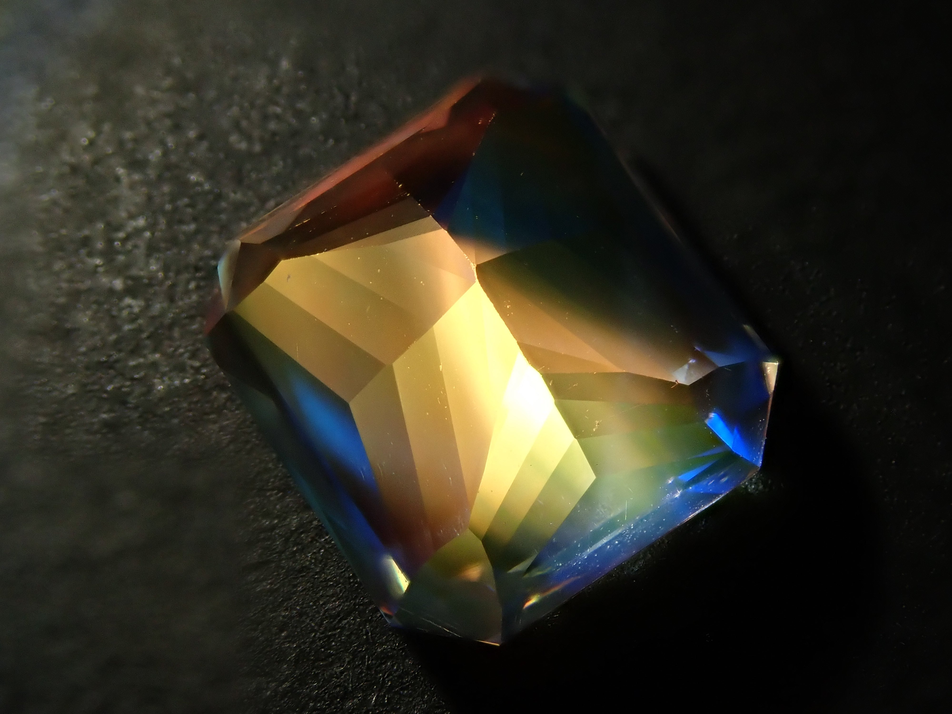 Madagascar Andesine Labradorite (commonly known as Rainbow Moonstone) 4.894ct Loose Stone