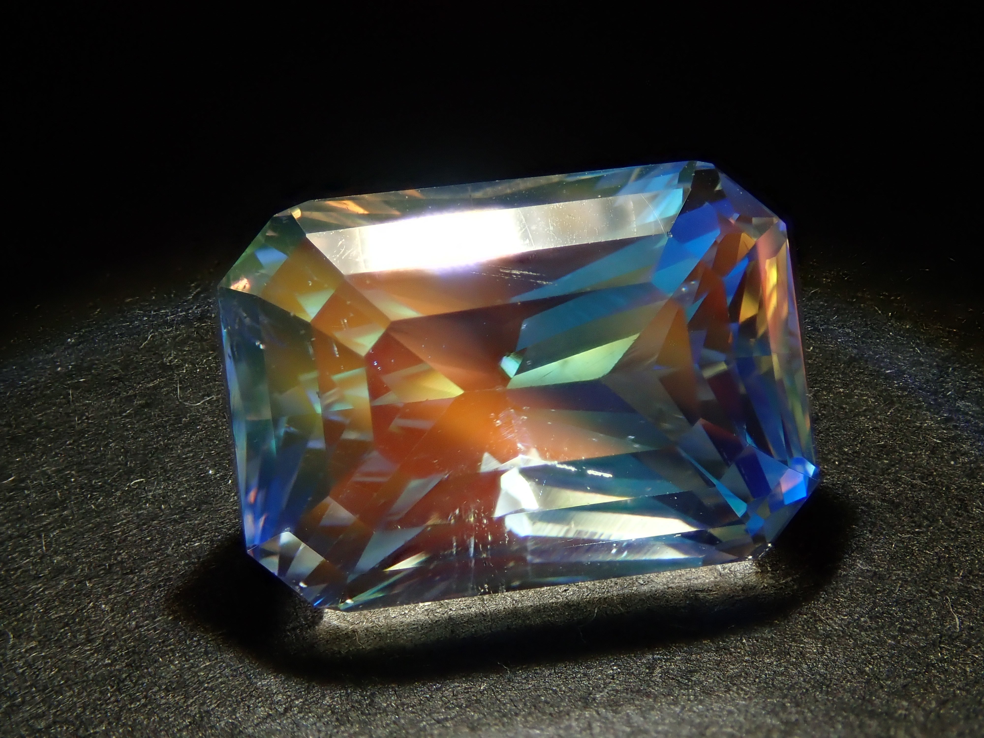 Madagascar Andesine Labradorite (commonly known as Rainbow Moonstone) 4.867ct Loose Stone