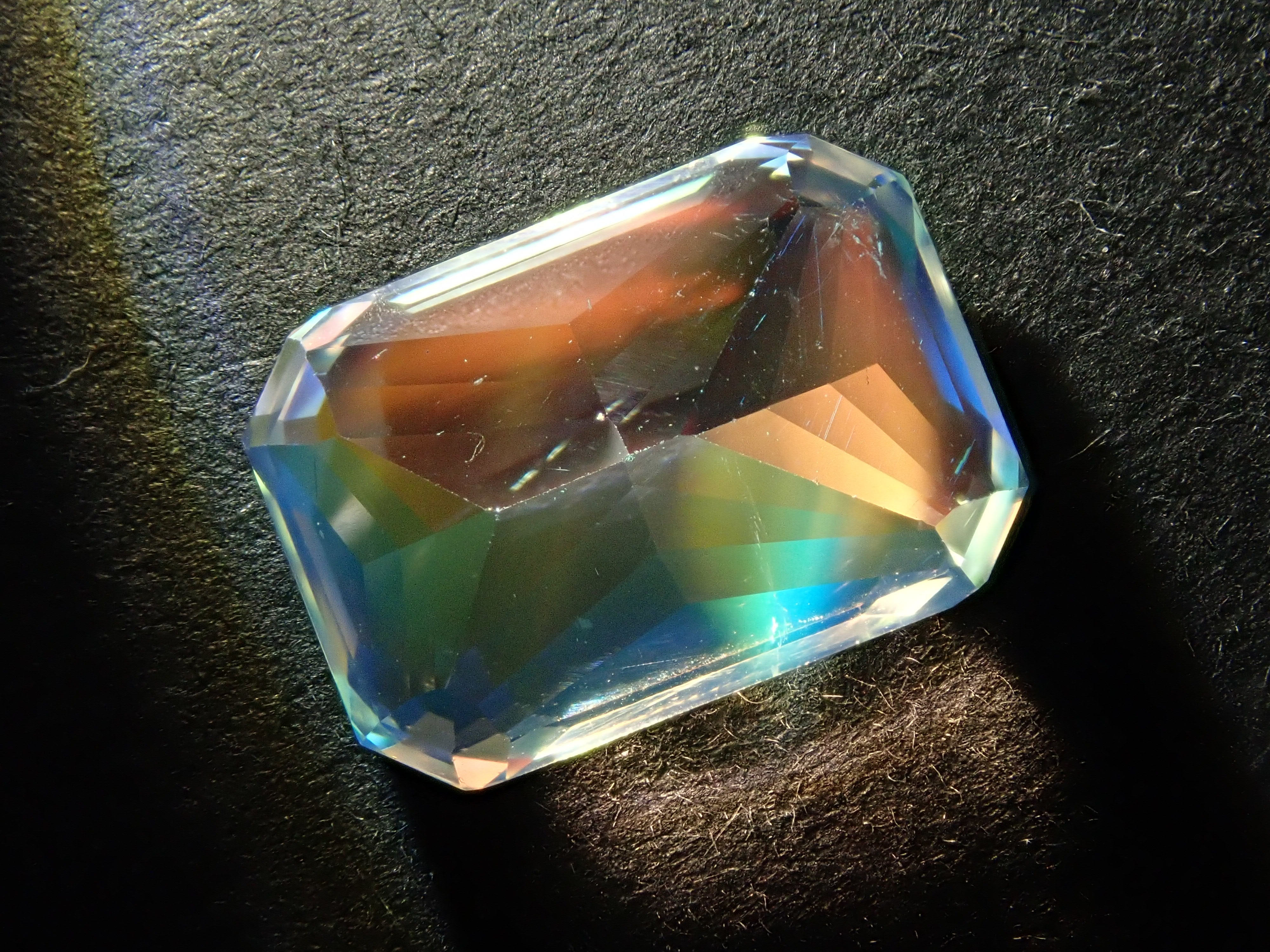 Madagascar Andesine Labradorite (commonly known as Rainbow Moonstone) 4.867ct Loose Stone