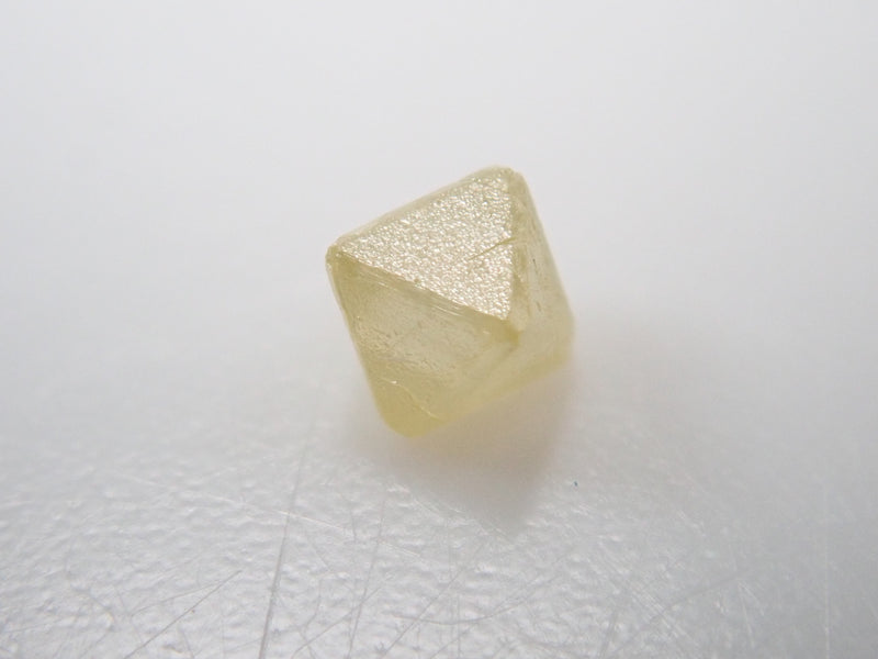 イエローダイヤモンド原石（ソーヤブル） 0.061ct原石