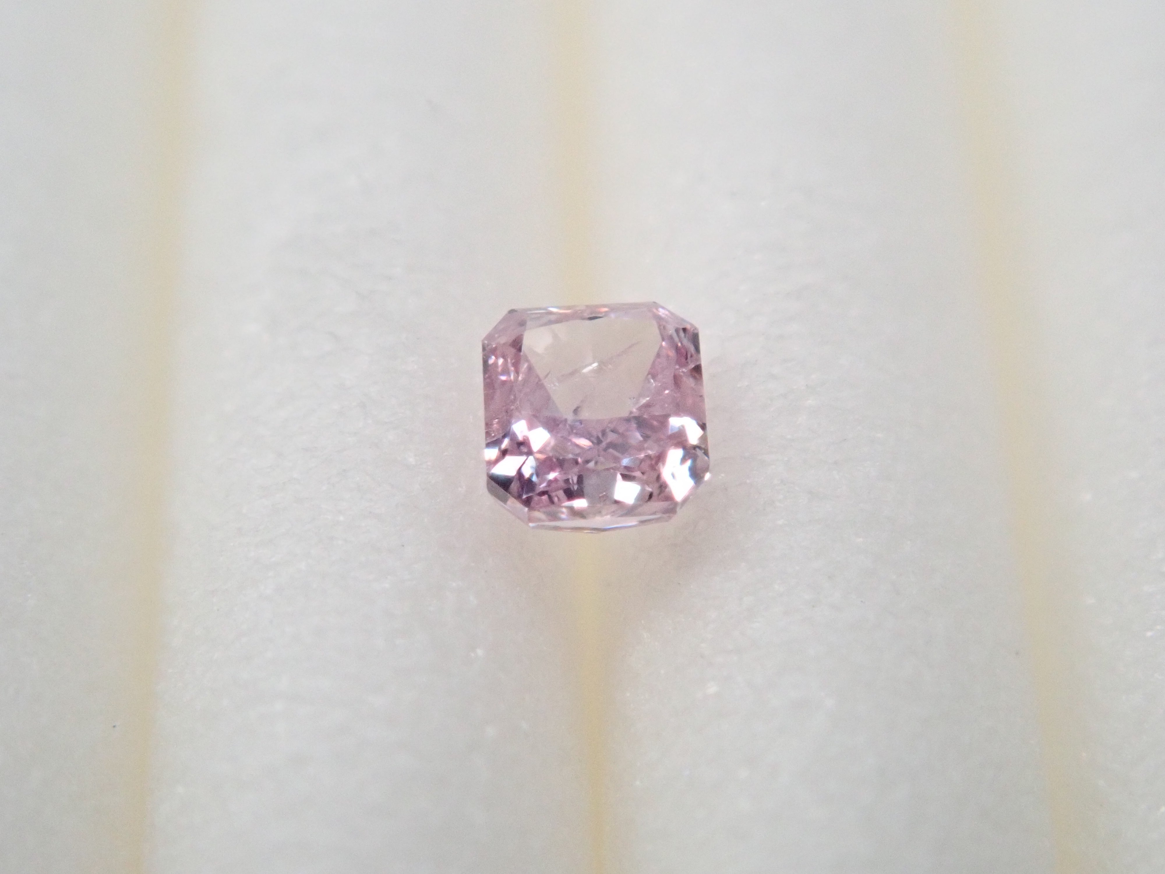 ピンクダイヤモンド 0.059ルース(FANCY PURPLISH PINK, I1)